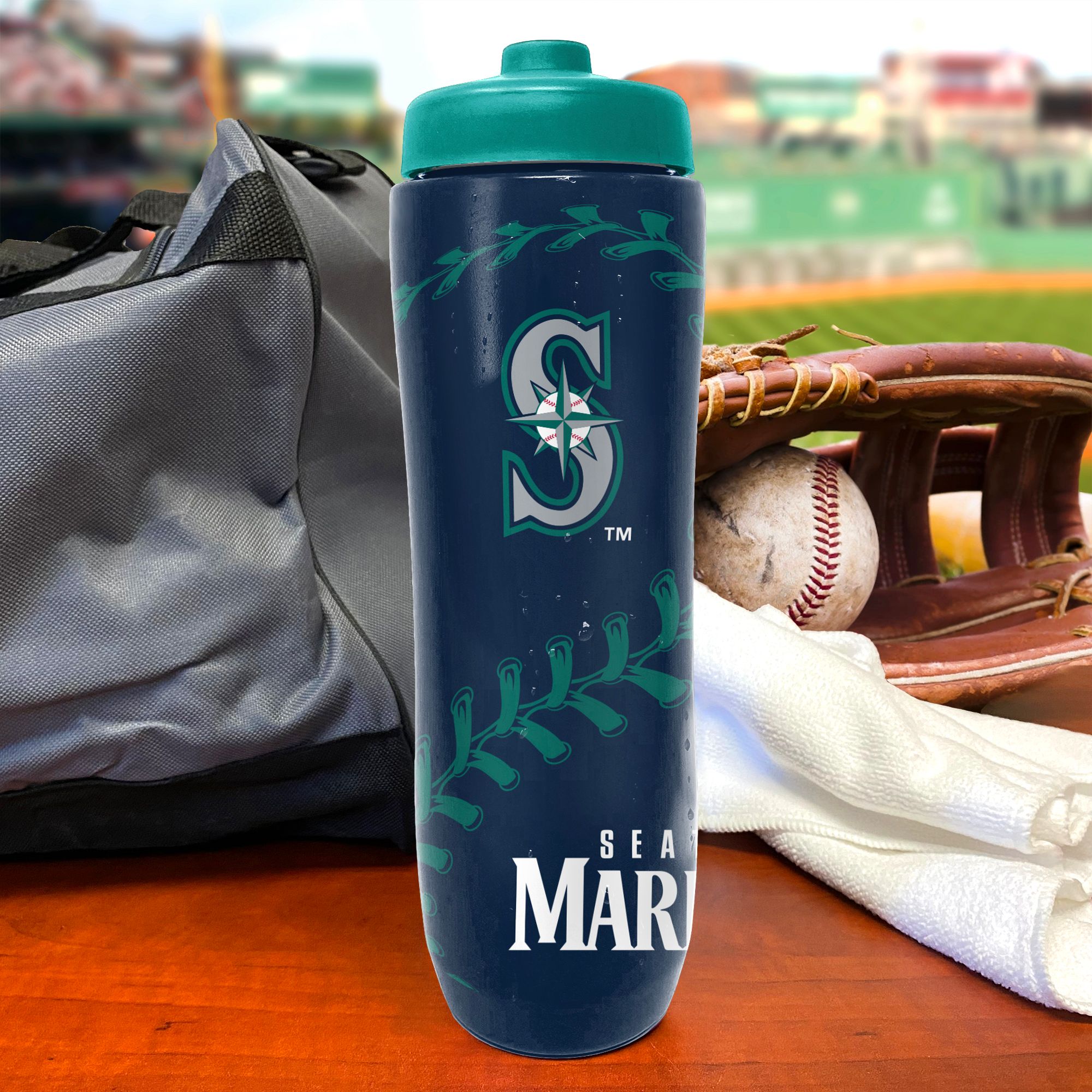 Party Animal Seattle Mariners 32 oz. Squeezy Water Bottle product image