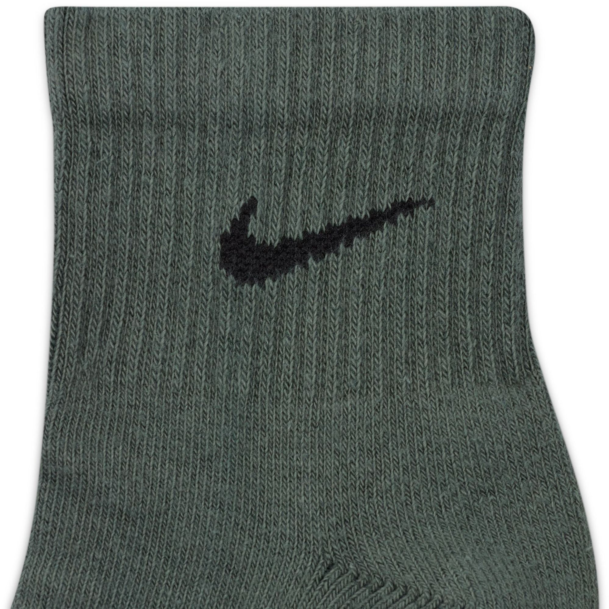 Nike Everyday Plus Cushion Ankle Training Socks 3-Pack product image
