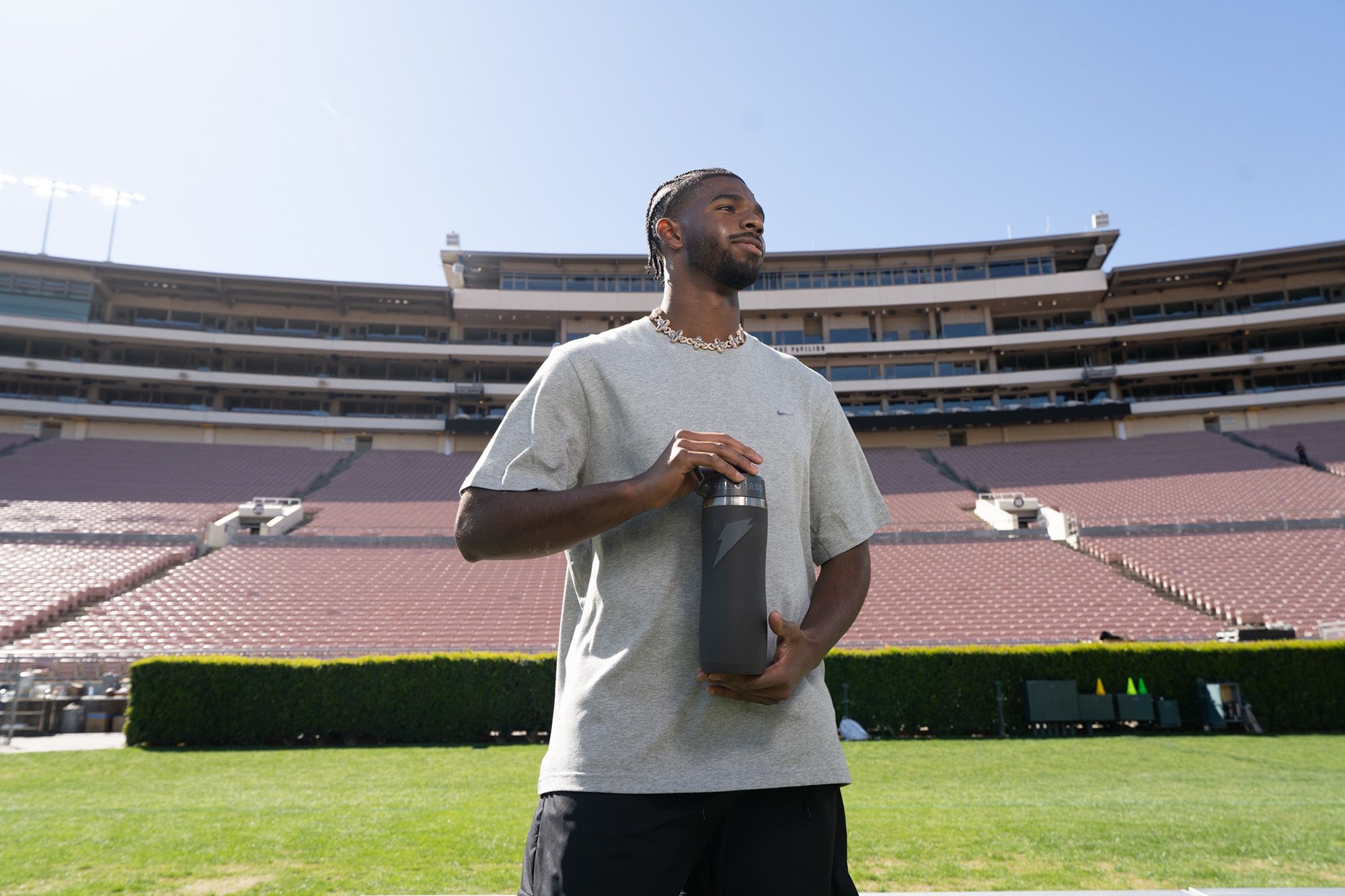 Gatorade Overtime 32 oz. Stainless Steel Bottle with Screw Cap product image