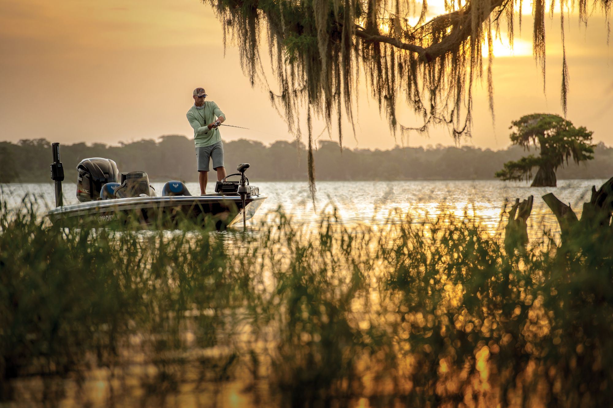 Minn Kota Endura C2 Freshwater Transom Mount Trolling Motor-Floor Model product image