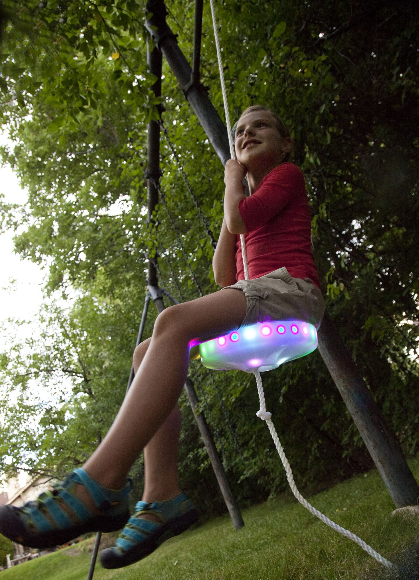 Slackers Flying Saucer LED Swing Seat product image