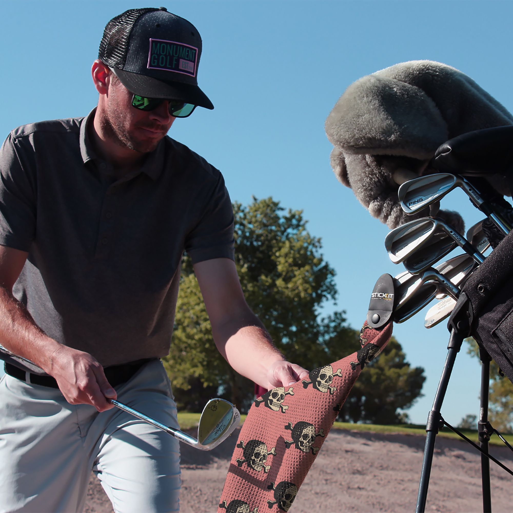 STICKIT Magnetic Golf Towel product image