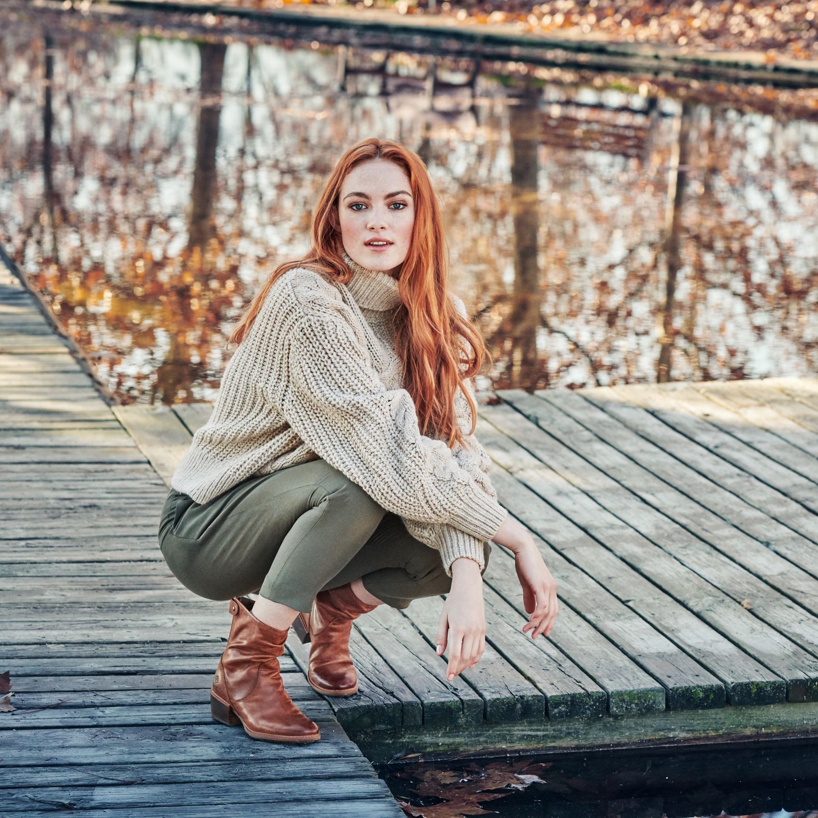 women's sutherlin bay stretch chelsea boots