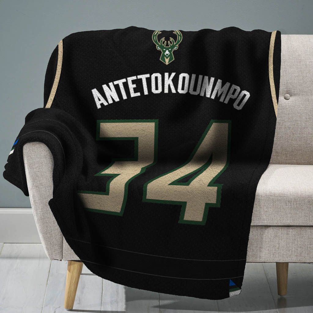 Bleacher Creatures Milwaukee Bucks Giannis Antetokounmpo #34 Raschel Plush Blanket product image