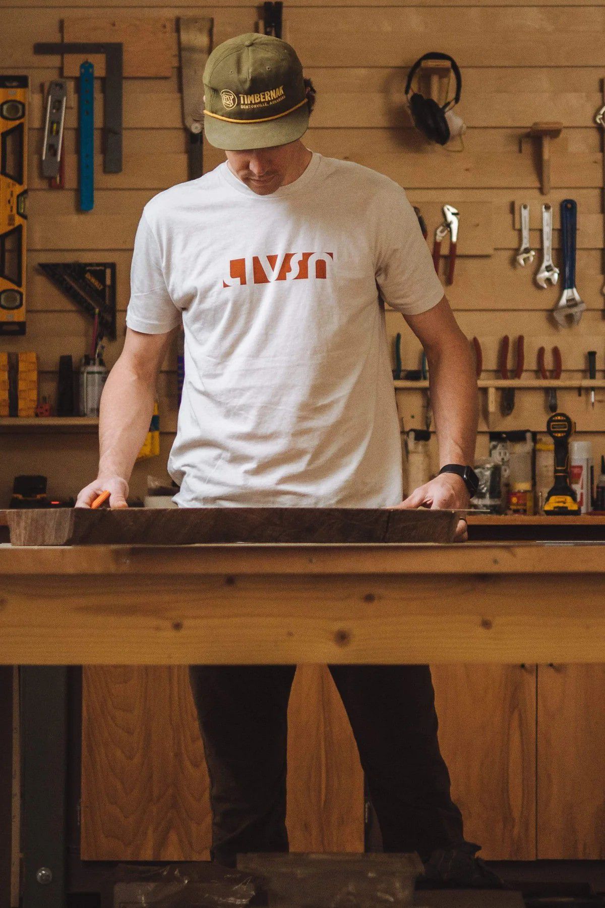 LIVSN Men's Negative Space Tee product image
