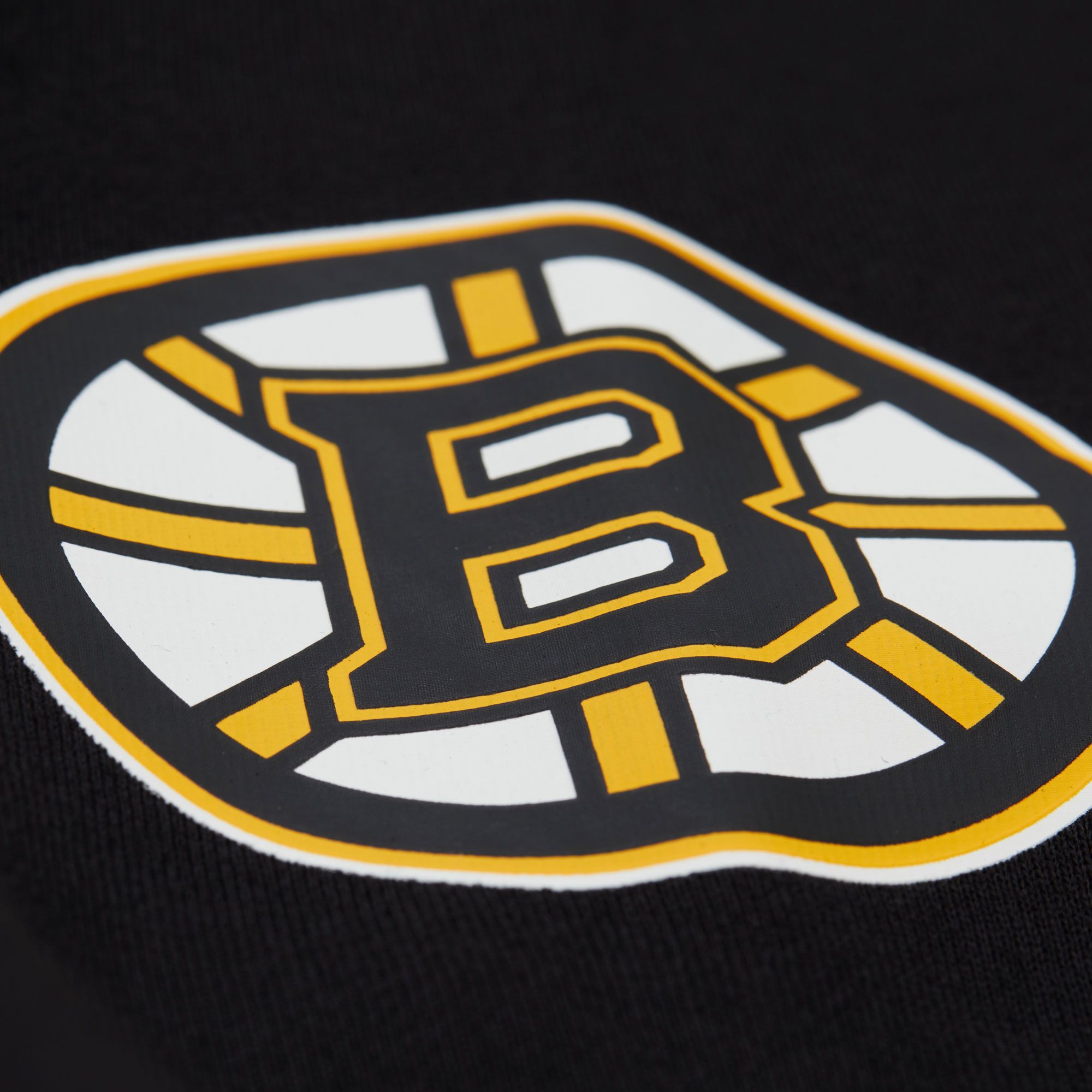 Mitchell & Ness Men's Boston Bruins Playmaker Fleece Pullover Hoodie product image