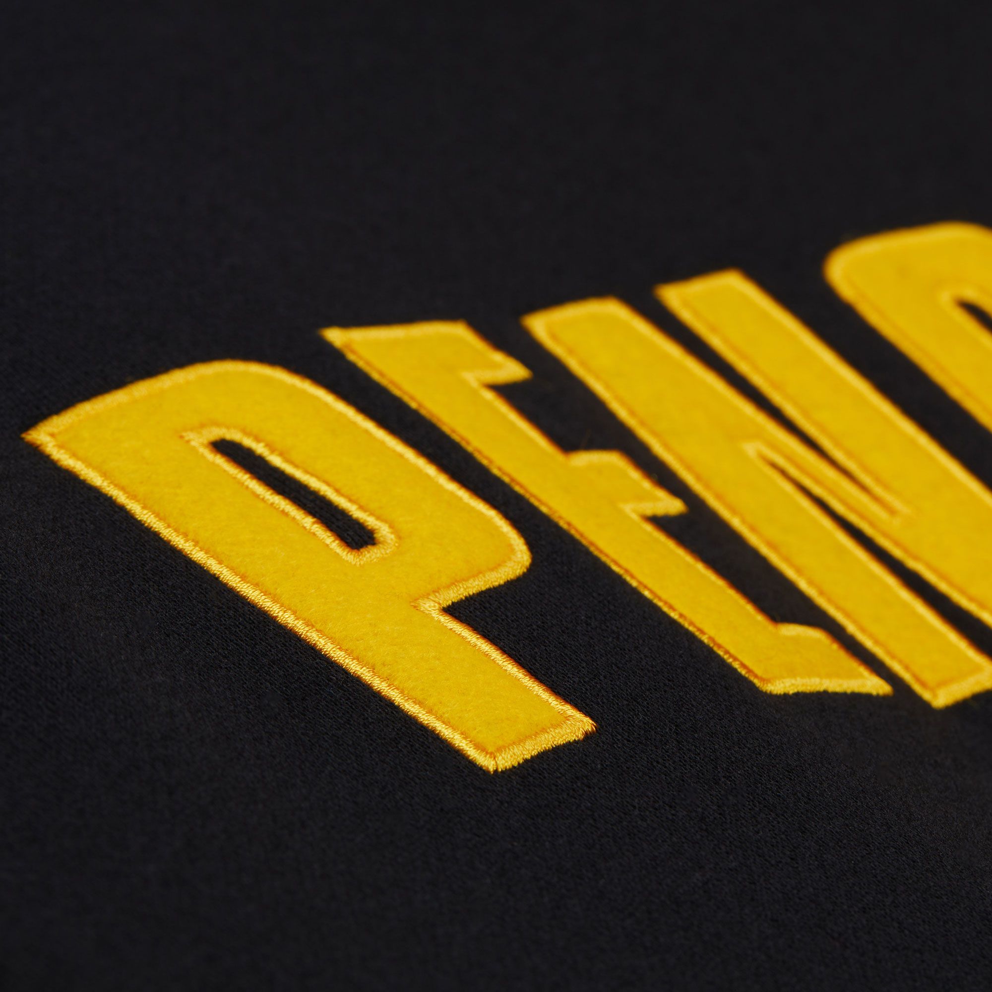 Mitchell & Ness Men's Pittsburgh Penguins Playmaker Fleece Pullover Hoodie product image