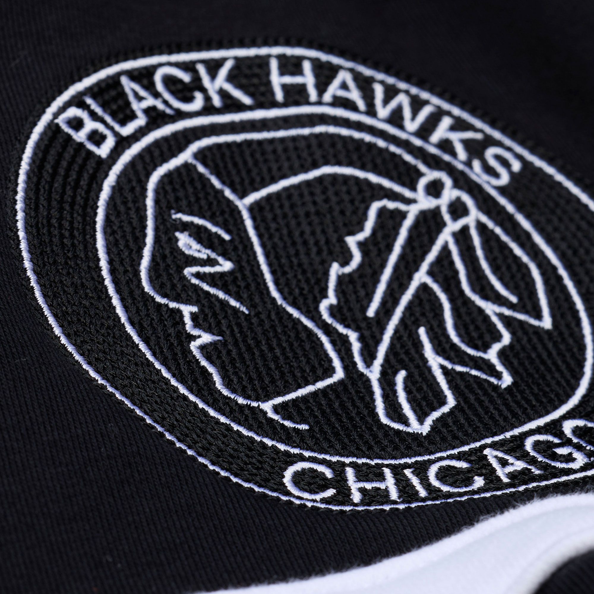 Mitchell & Ness Women's Chicago Blackhawks Black Coach Pullover Hoodie product image