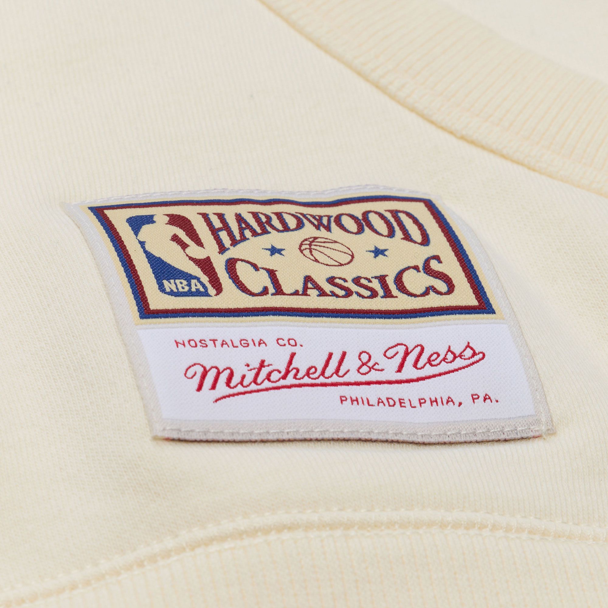 Mitchell & Ness Men's Dallas Mavericks Off White All In Hoodie product image