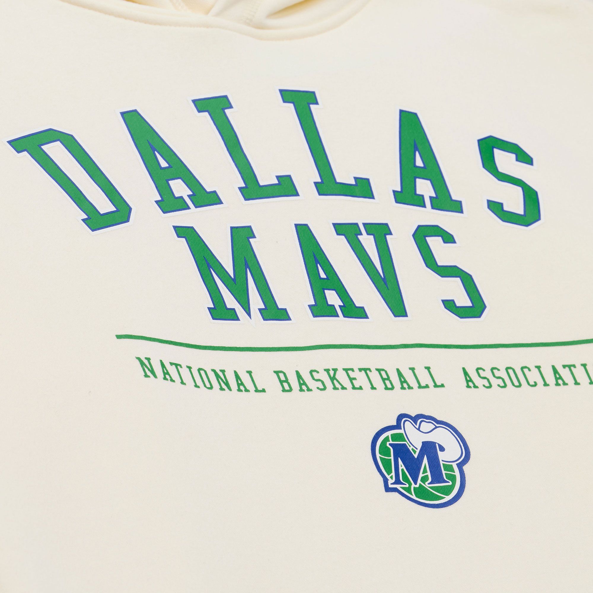 Mitchell & Ness Men's Dallas Mavericks Off White All In Hoodie product image