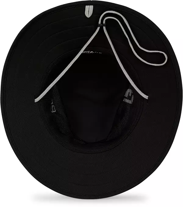 Titleist Golf Tour Aussie Hat Legacy Collection Black/White at
