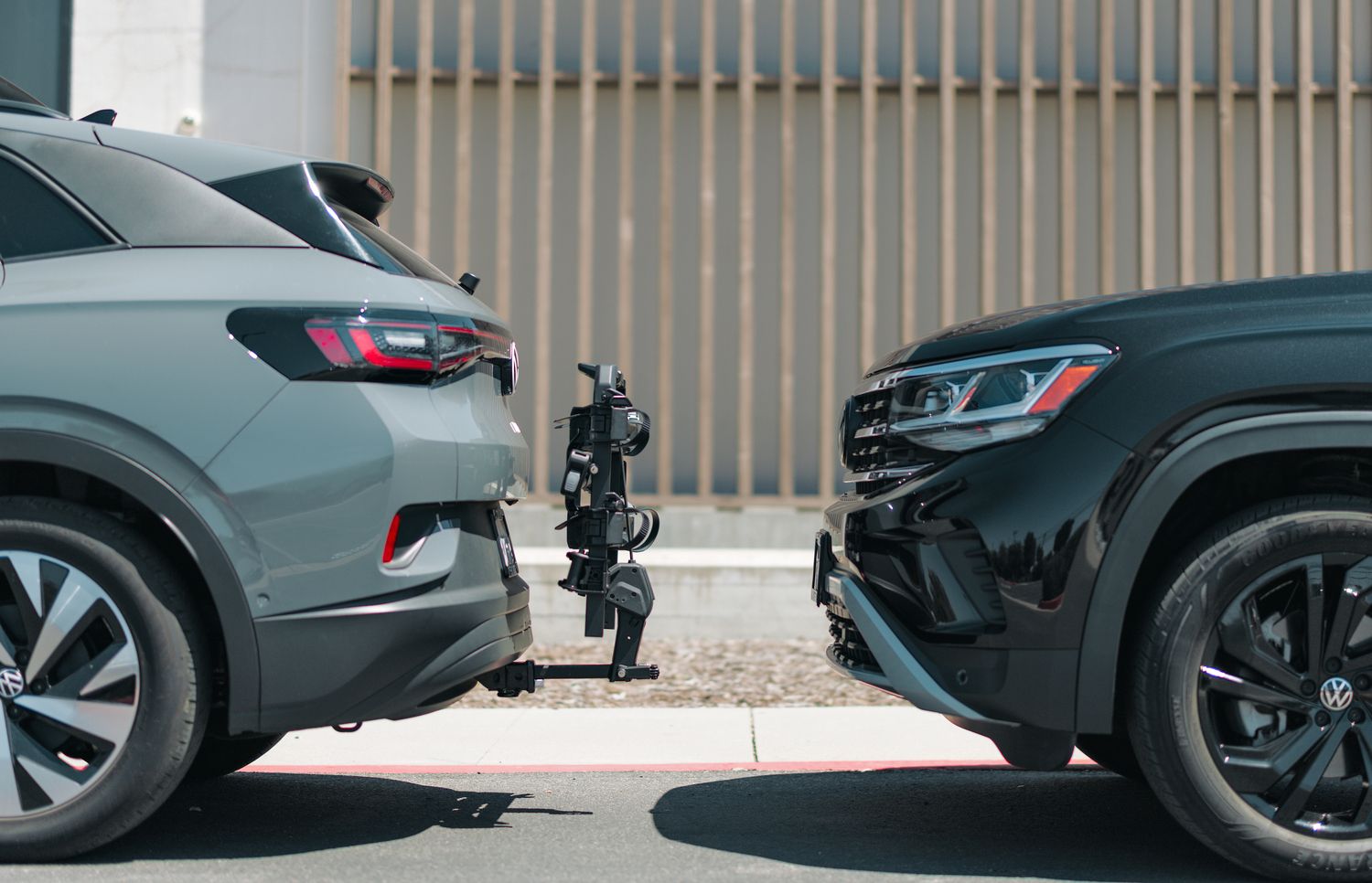 Thule OutPace 2-Bike Platform Hitch Bike Rack product image