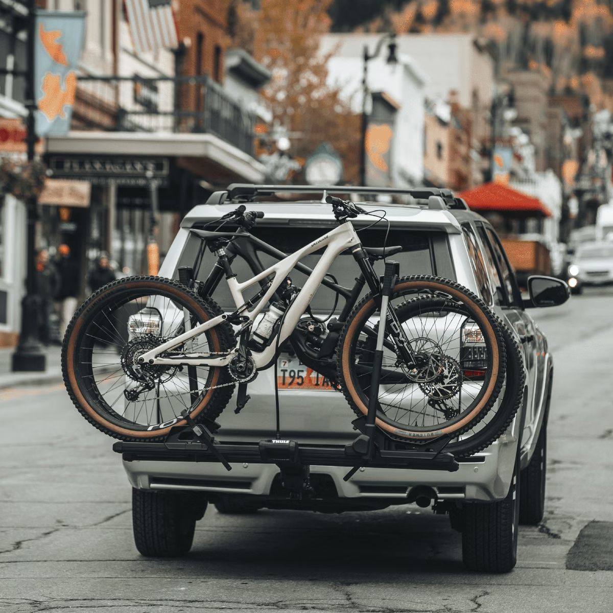 Thule Verse 2" 2-Bike Hitch Platform Bike Rack product image