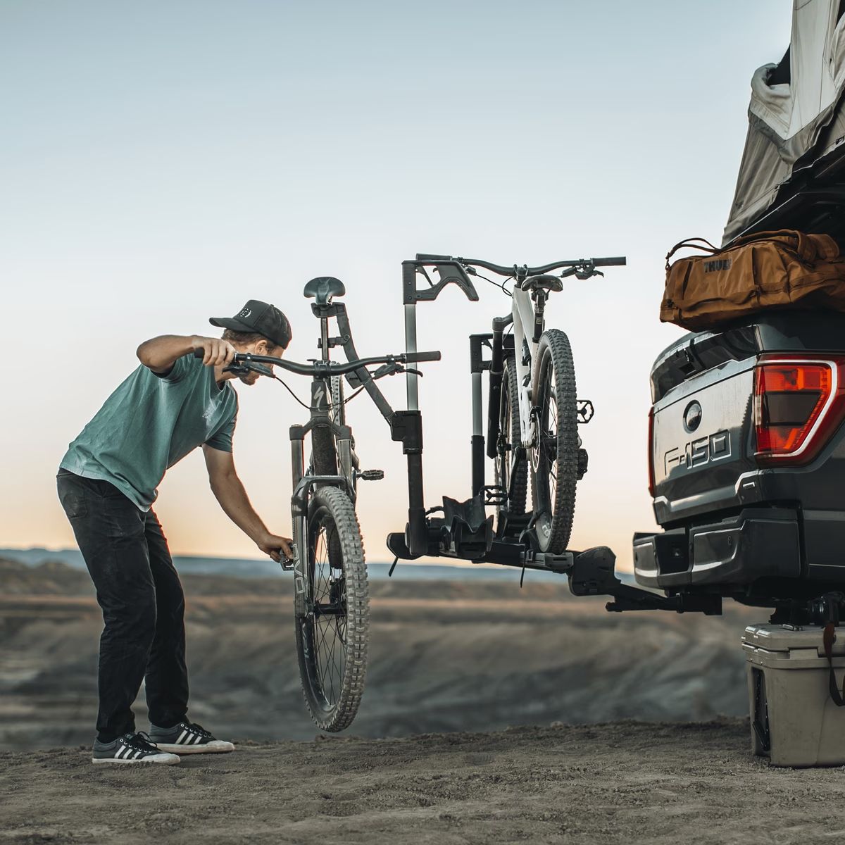 Thule Verse 1.25" 2-Bike Hitch Platform Bike Rack product image