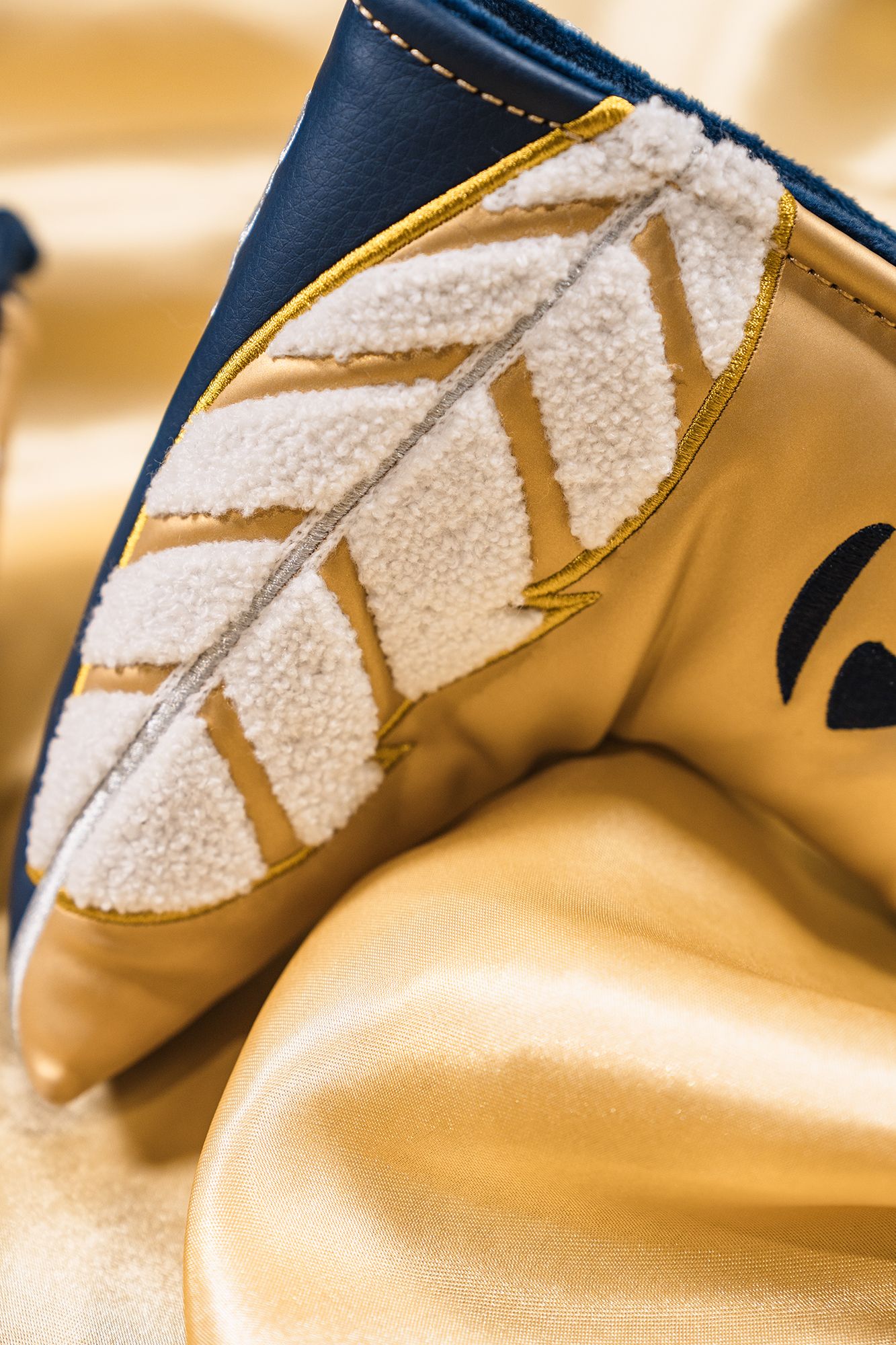 TaylorMade 2025 Professional Championship Blade Putter Headcover product image