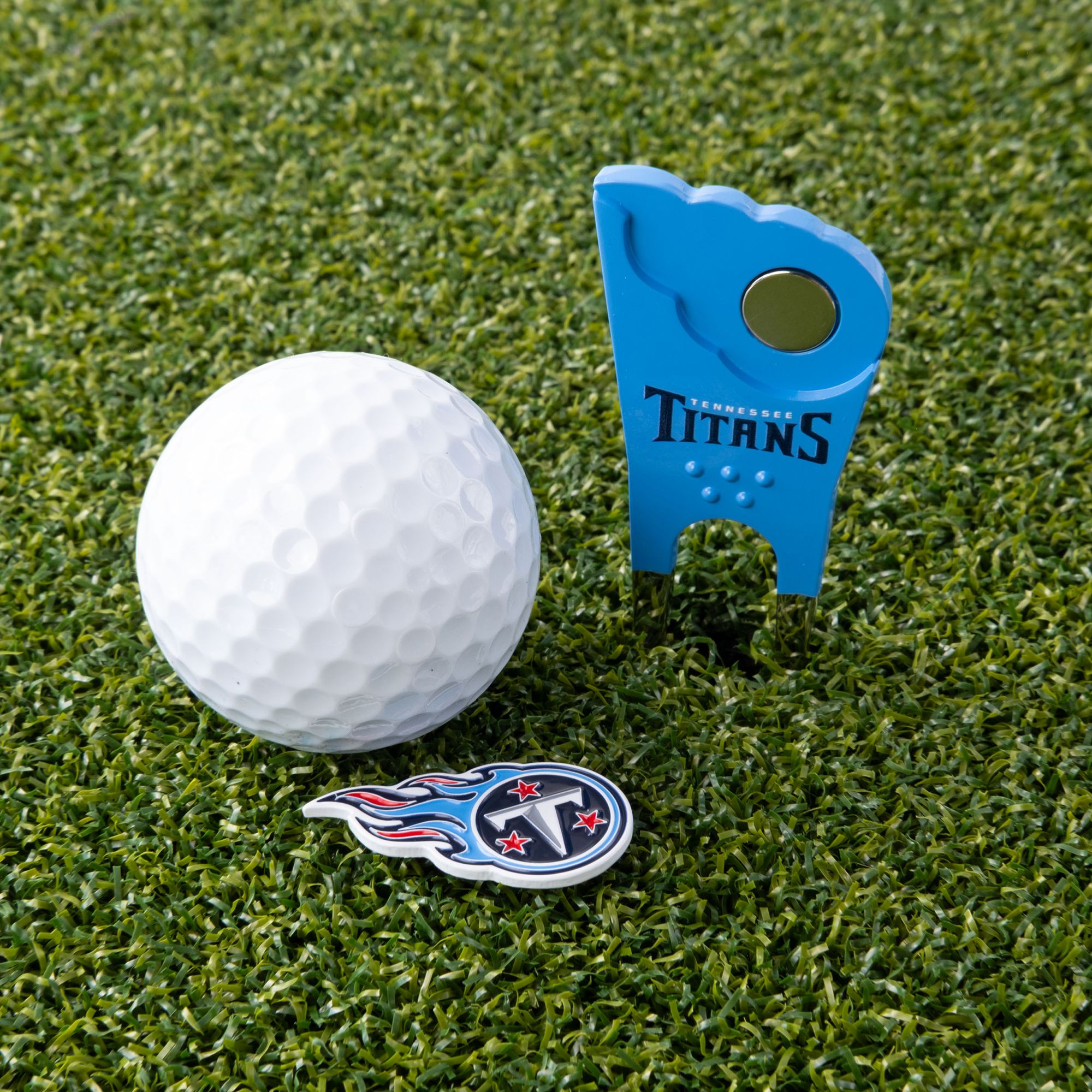 CMC Design Tennessee Titans Divot Tool with Custom Shaped Removable Marker product image