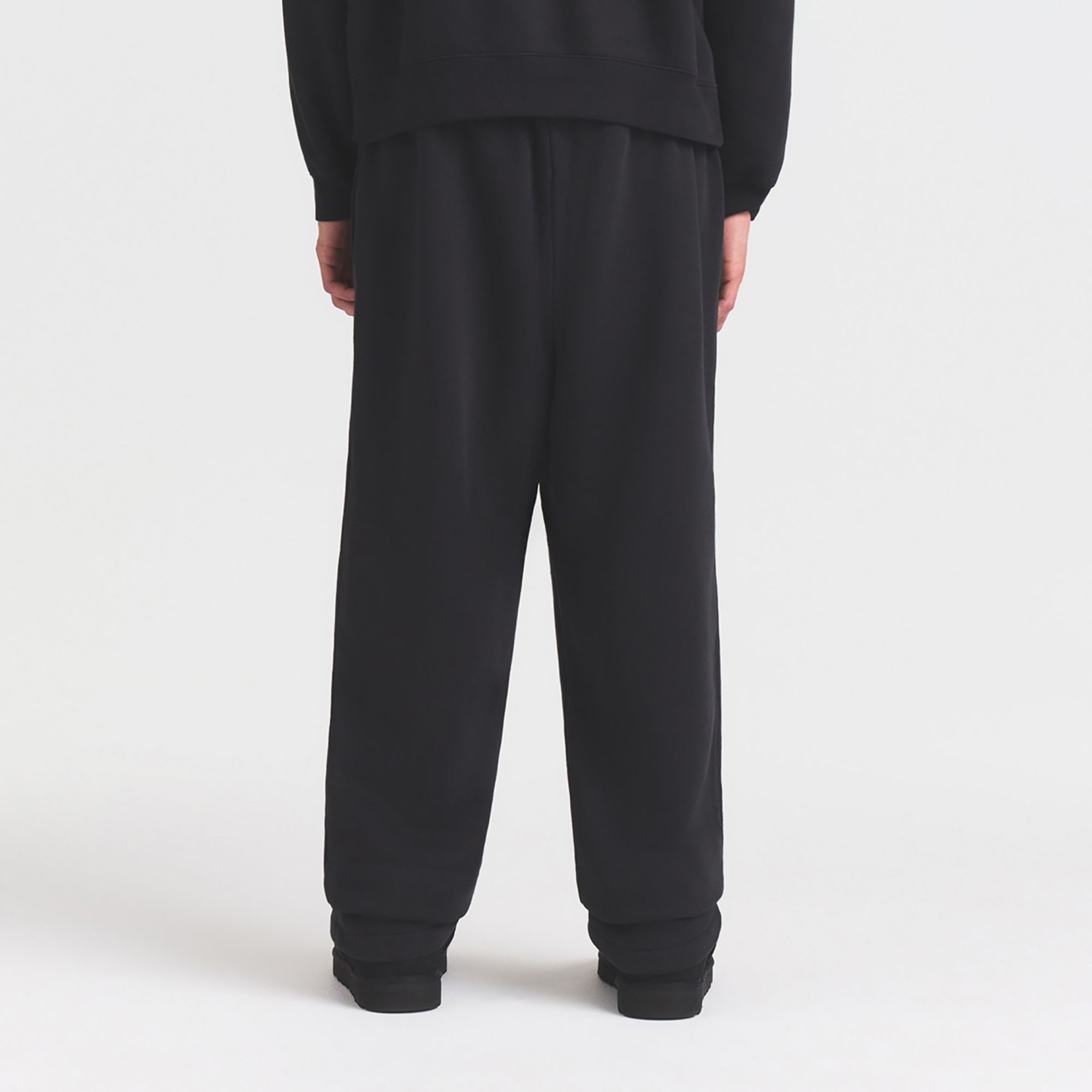 SKIMS Men's Fleece Lounge Relaxed 1/2 Zip Sweatshirt product image