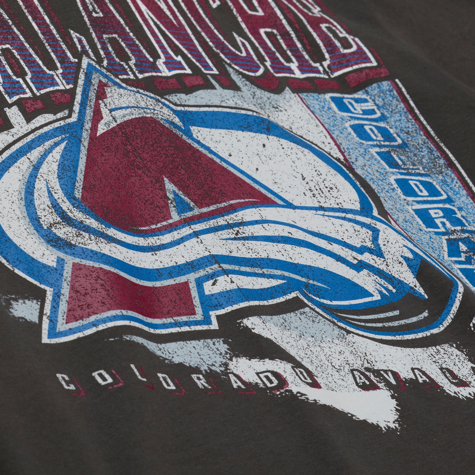 Mitchell & Ness Women's Colorado Avalanche Vintage Black Choppy Ice T-Shirt product image