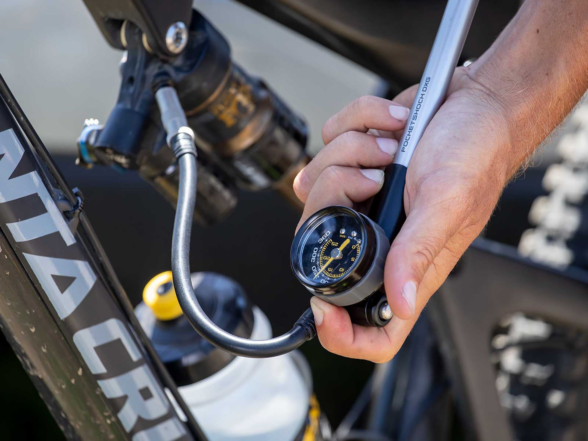 Topeak Pocketshock DXG Mini Inflator Pump product image
