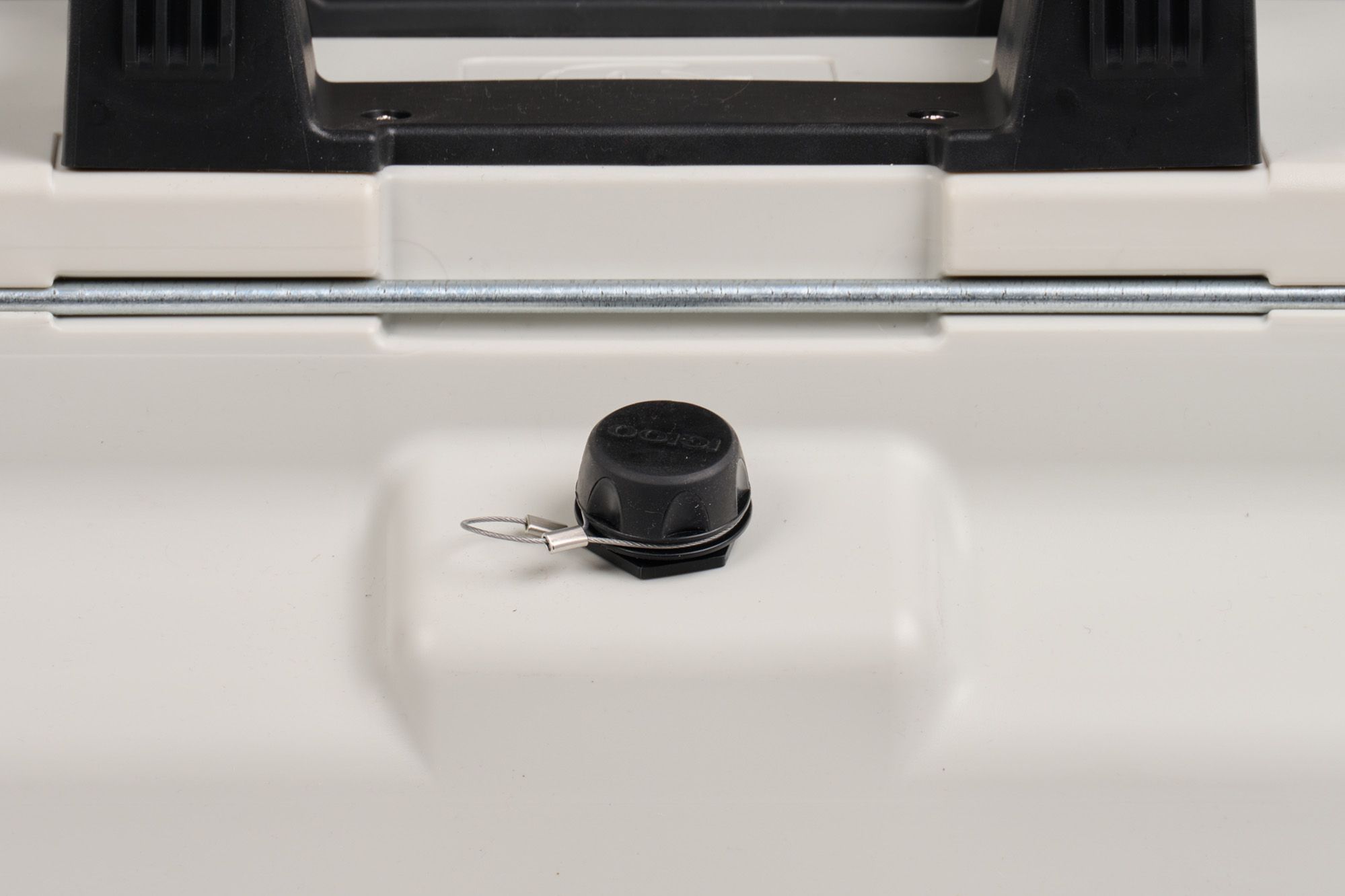 Igloo Trailmate 52 Quart Roller Cooler product image