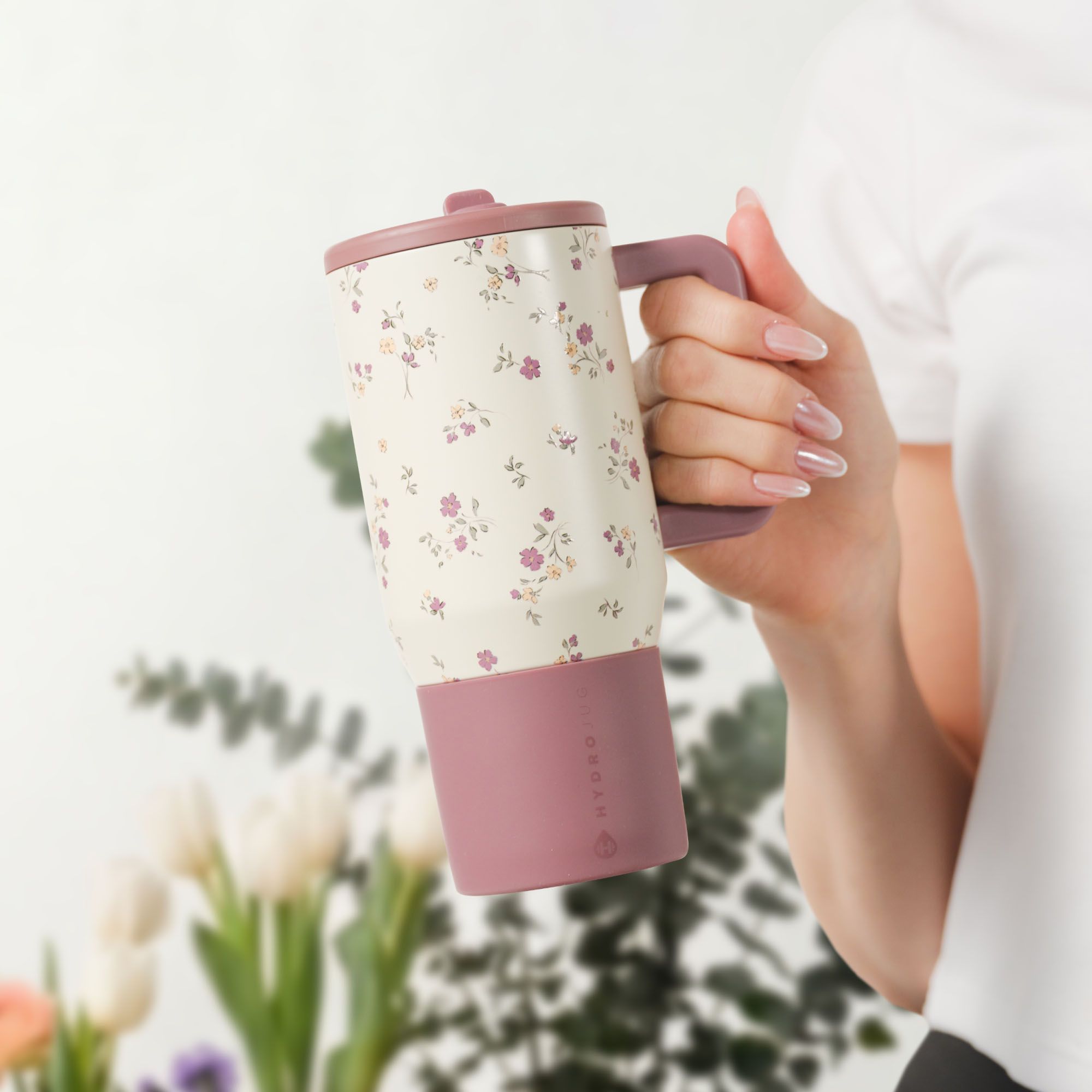 HYDROJUG 20 oz. Traveler Tumbler with Premium Finish - Flora product image