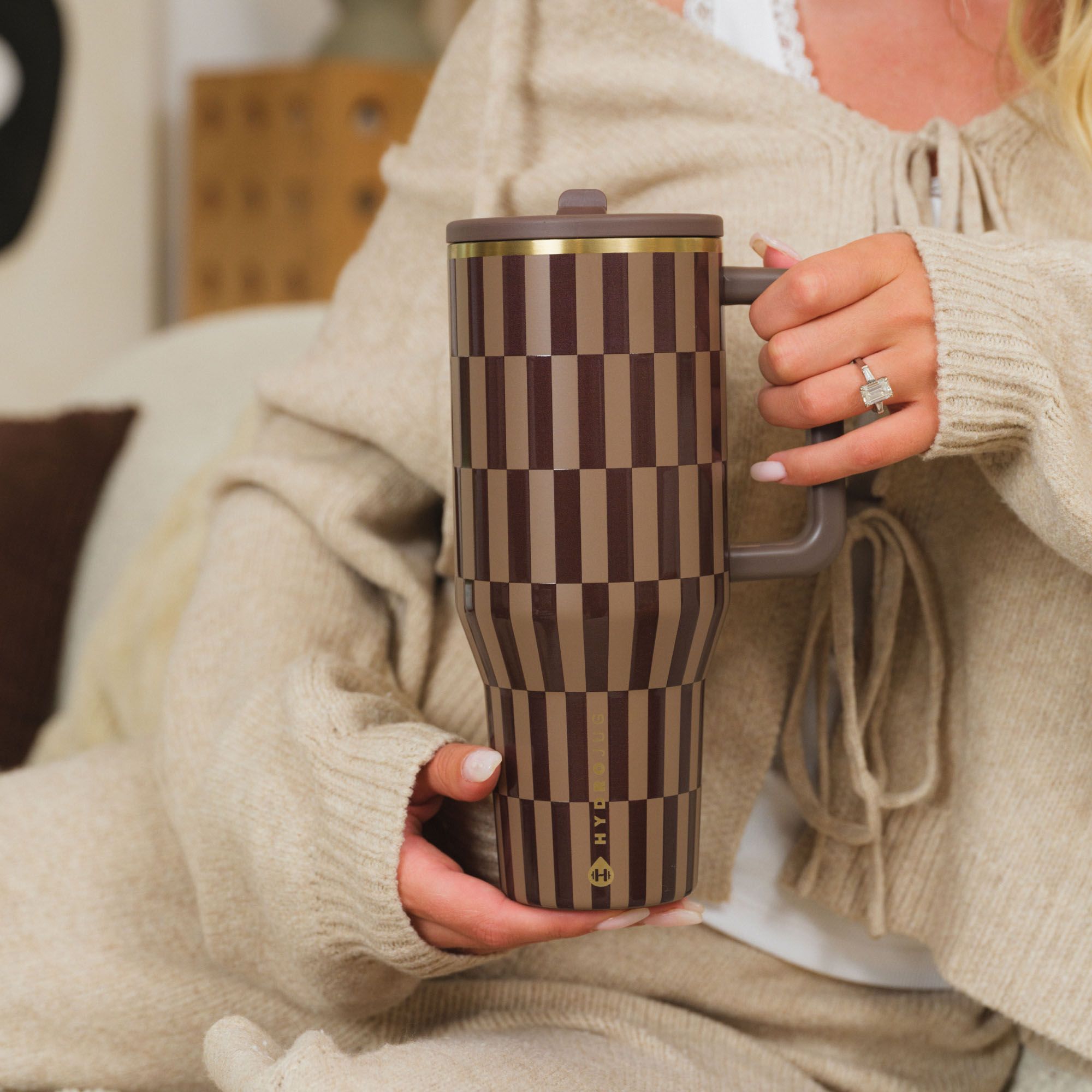 HYDROJUG 32 oz. Traveler Tumbler - Cozy Collection product image