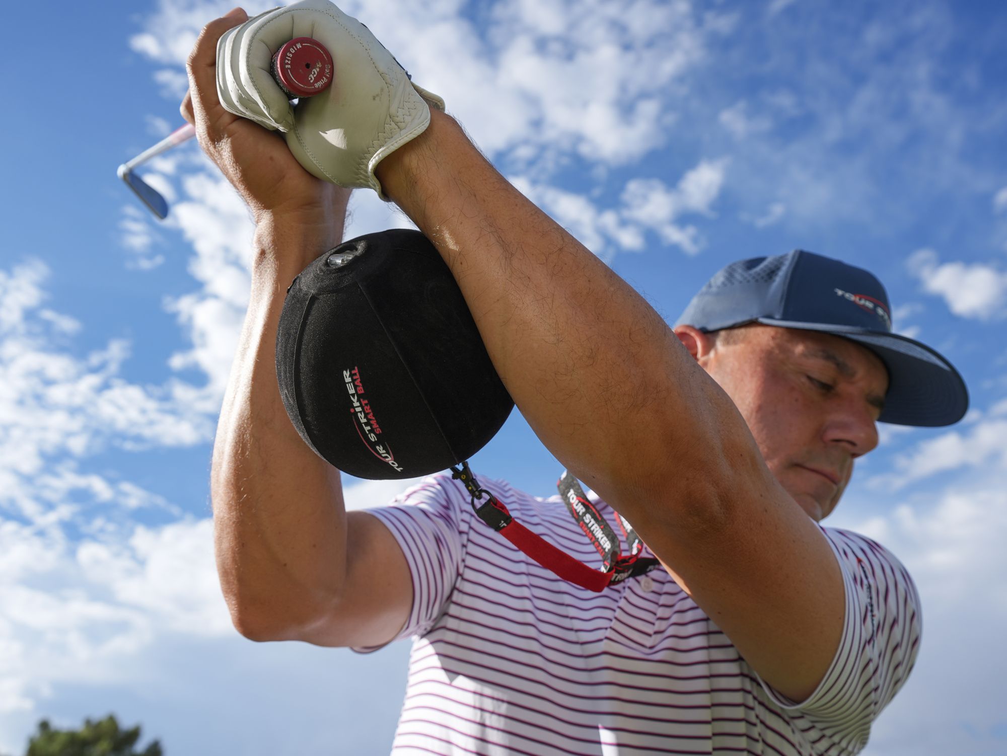 Tour Striker Smart Ball product image