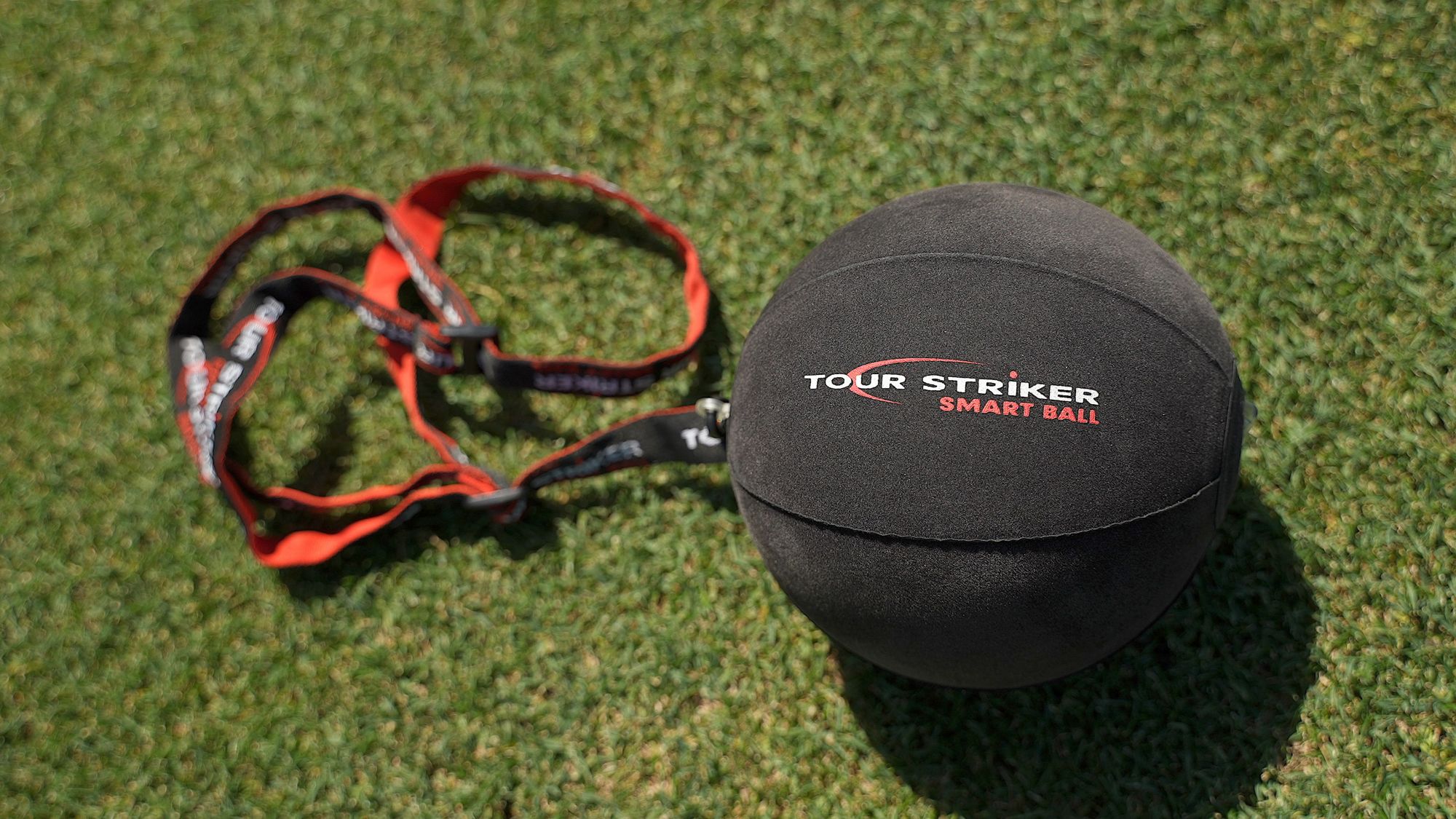 Tour Striker Smart Ball product image