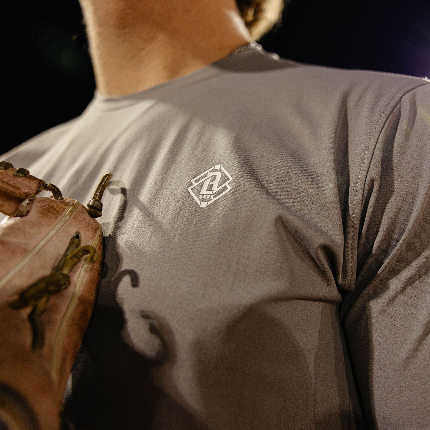 Baseball Lifestyle 101 Boys' Diamond Tech Vented Shirt product image