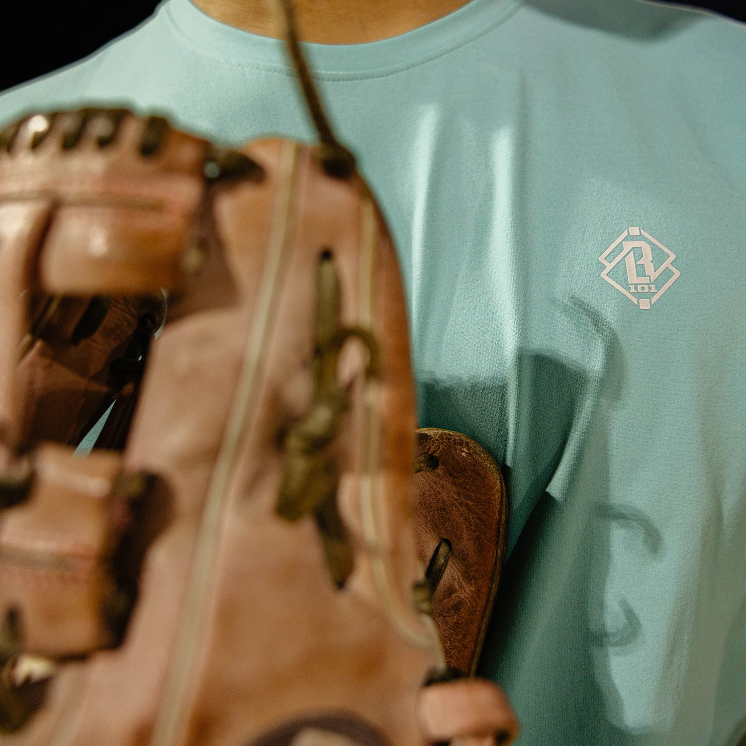 Baseball Lifestyle 101 Boys' Diamond Tech Vented Shirt product image