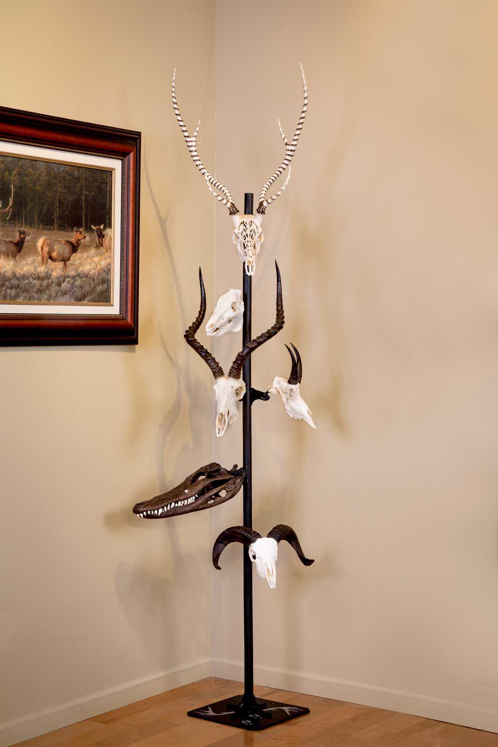 Skull Hooker Trophy Tree product image