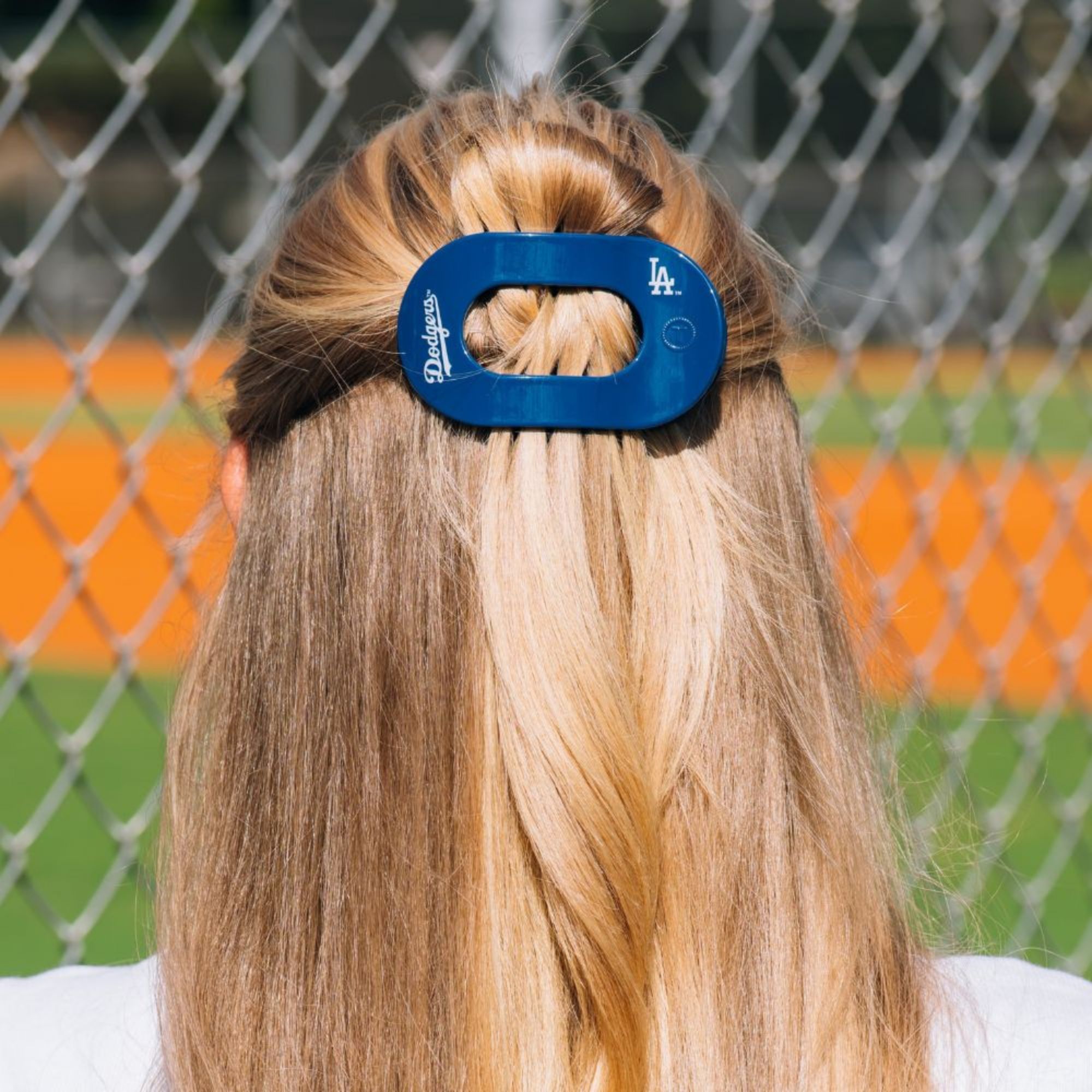 Teleties Los Angeles Dodgers Medium Flat Hair Clip product image