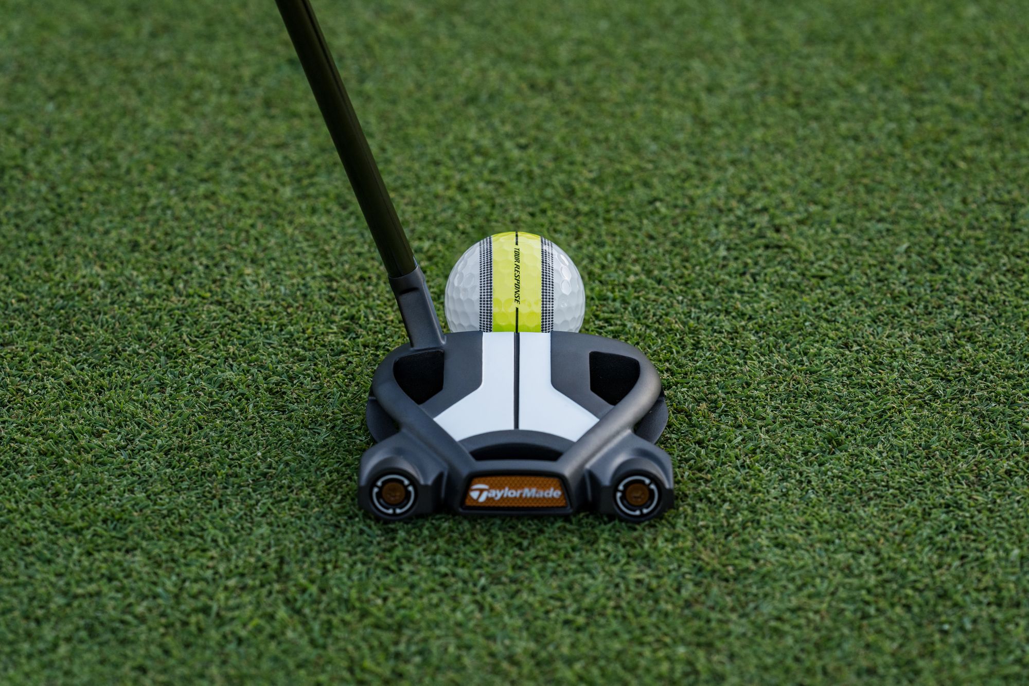 TaylorMade 2025 Tour Response Stripe Golf Balls product image