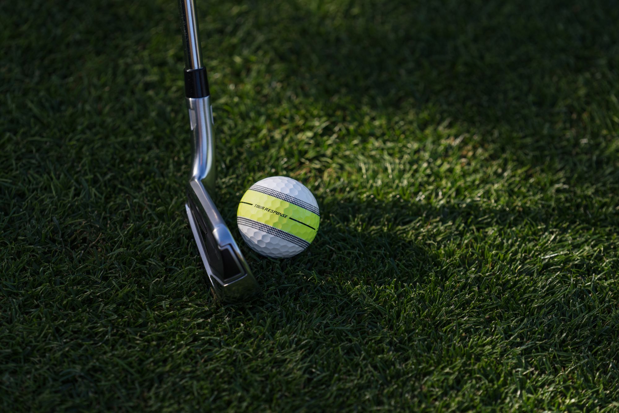 TaylorMade 2025 Tour Response Stripe Golf Balls product image