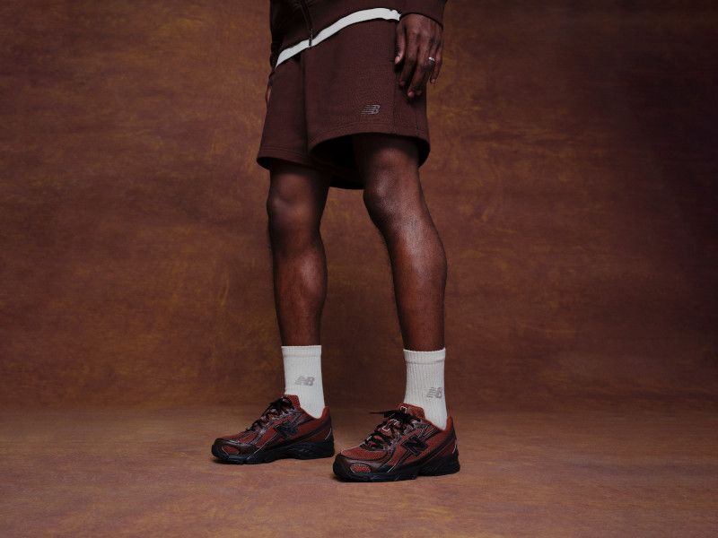 New Balance 740 Shoes product image