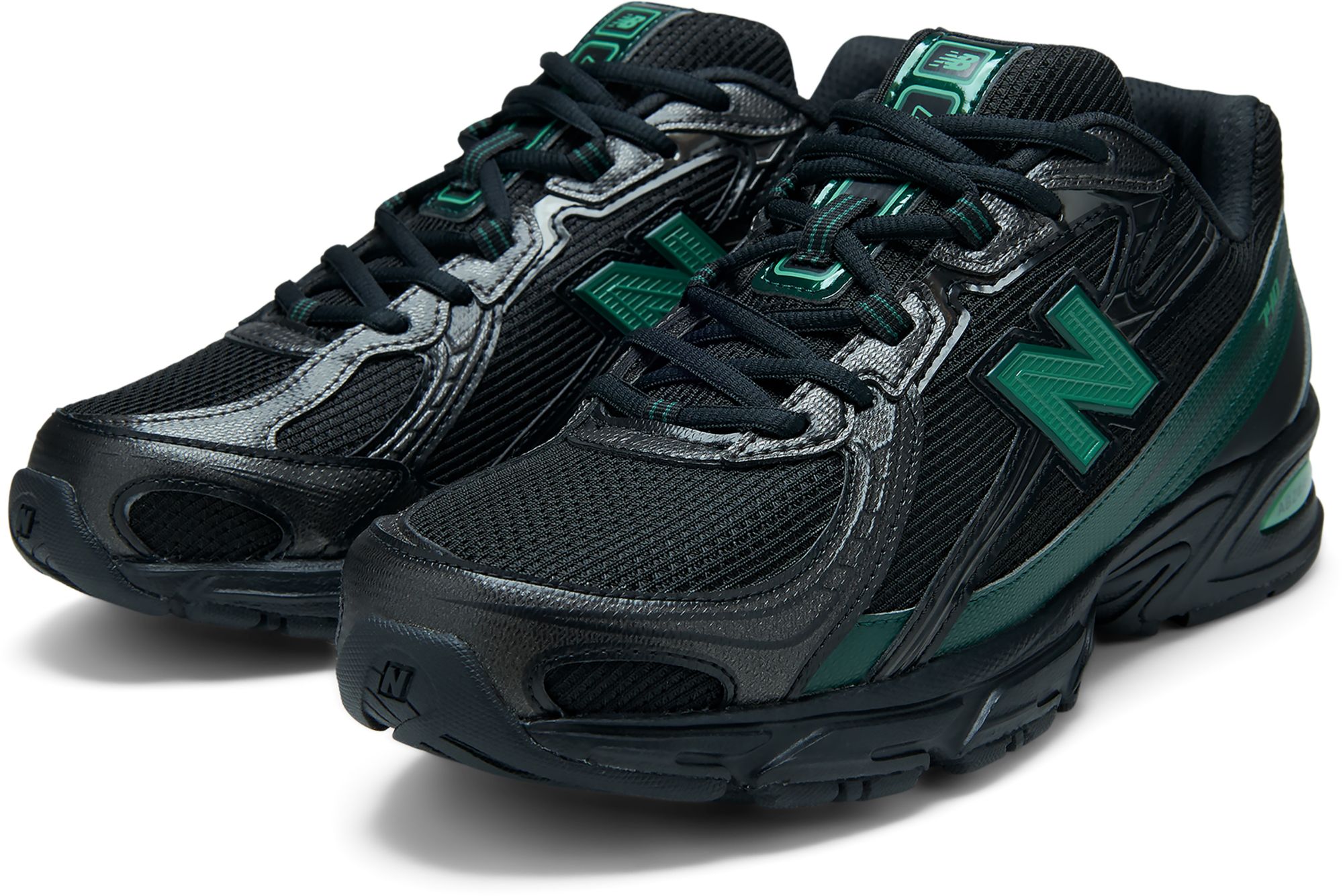 New Balance 740 Shoes product image