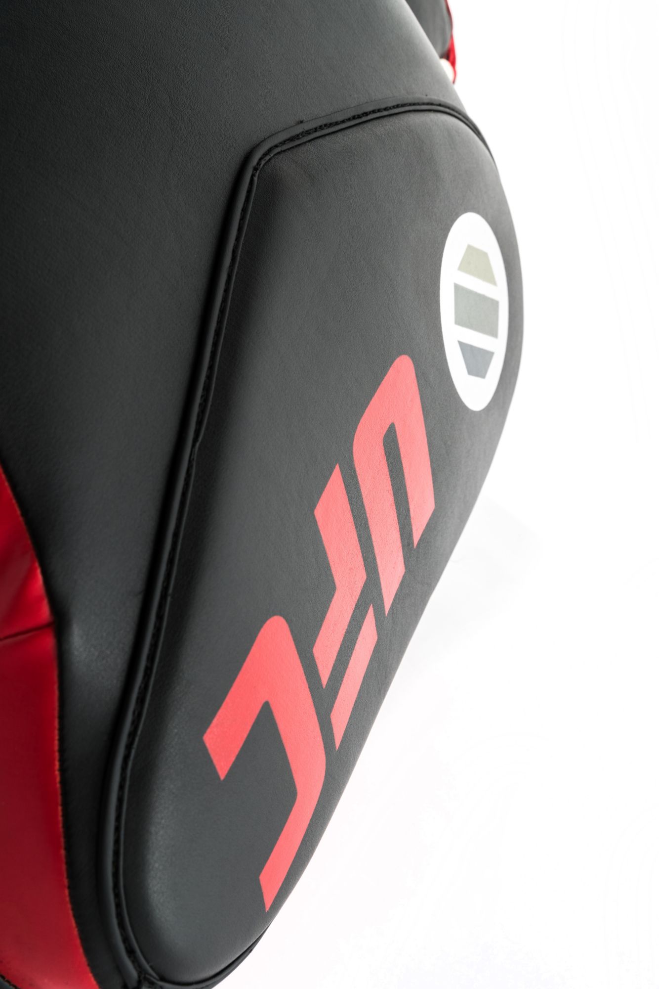 UFC PRO Coaches Thigh Pads product image