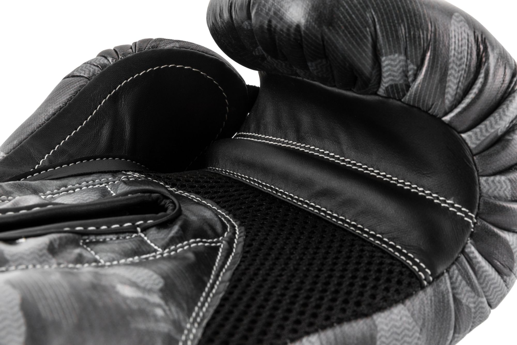 UFC Pro Camo Bag Glove product image