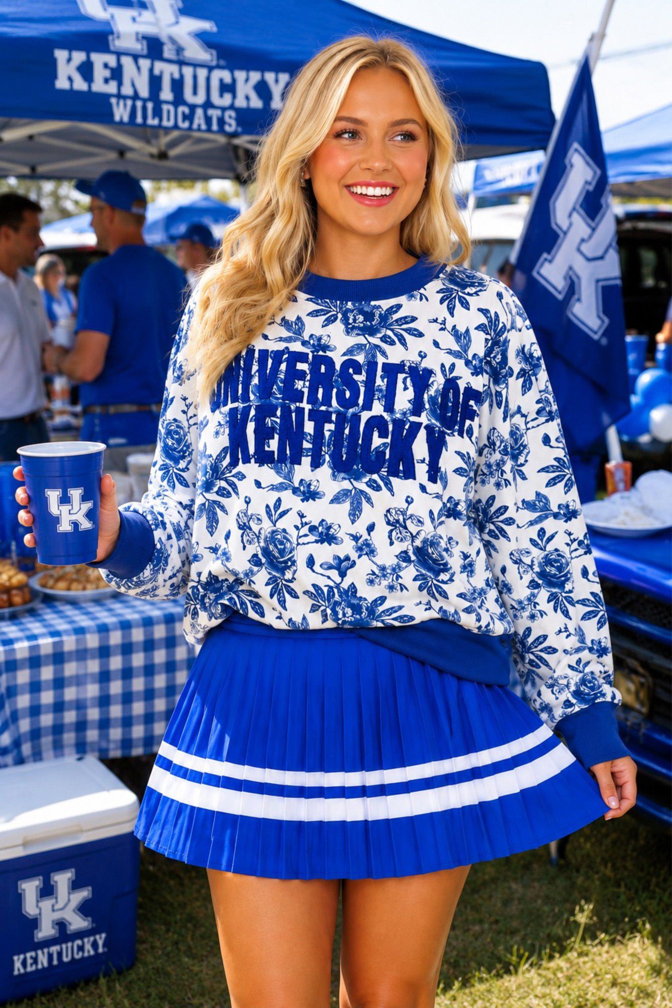 Brianna Cannon Women's Kentucky Floral Toile Sweatshirt | Dick's ...