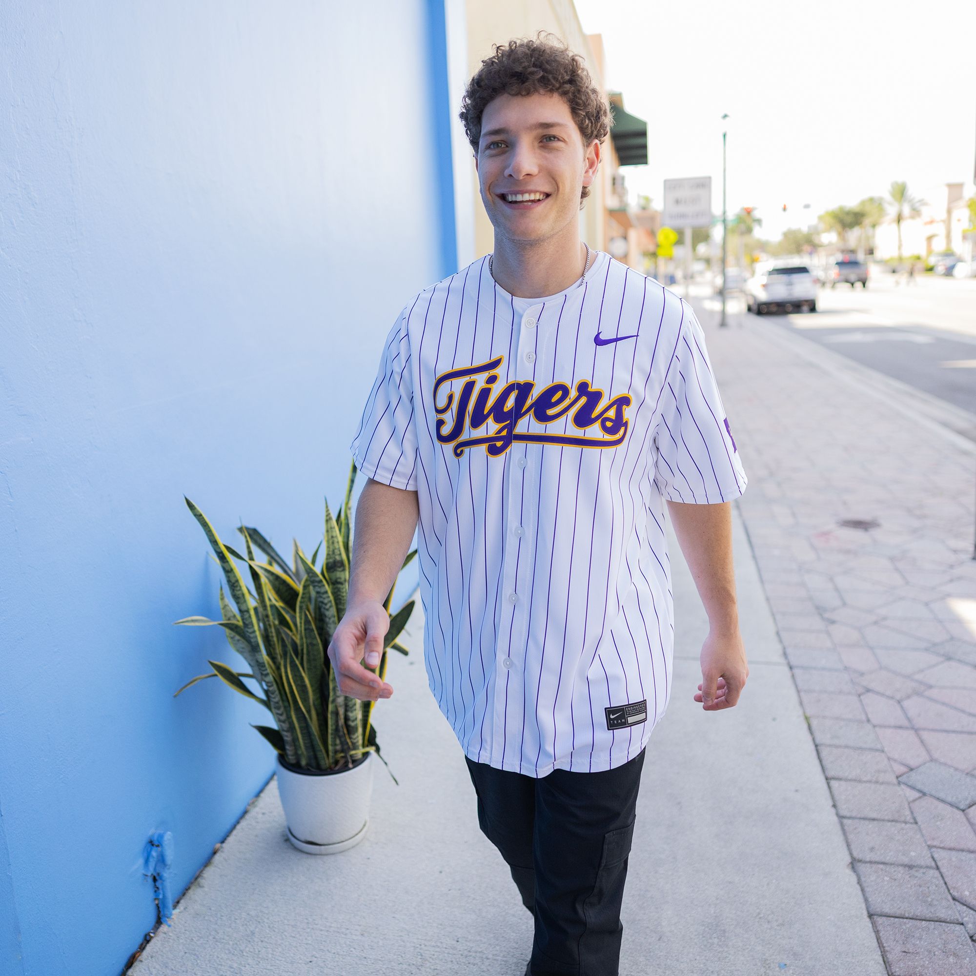 Nike Men's LSU Tigers White Baseball Replica Jersey product image