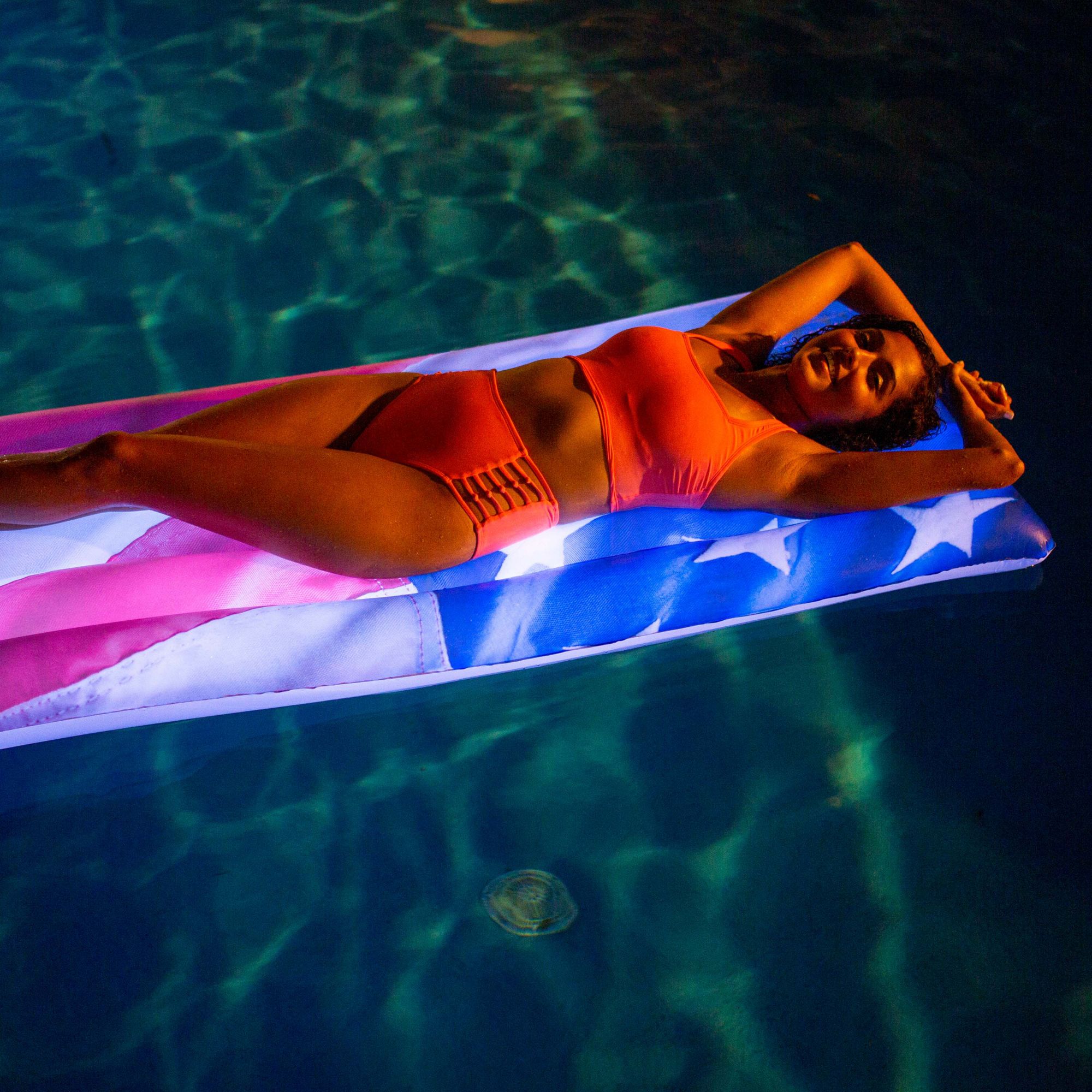 PoolCandy 74" LED Deluxe Pool Raft product image