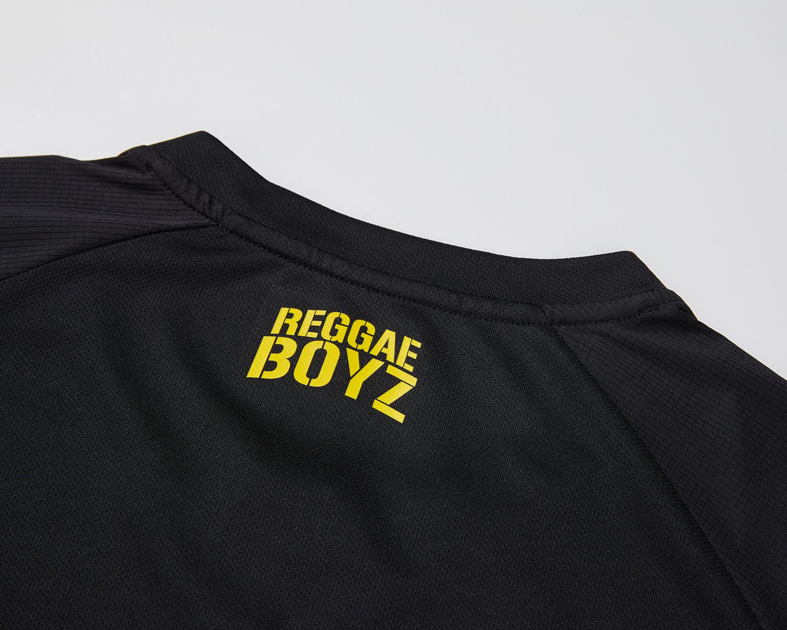 Umbro Men's Jamaica '21 Away Replica Jersey product image