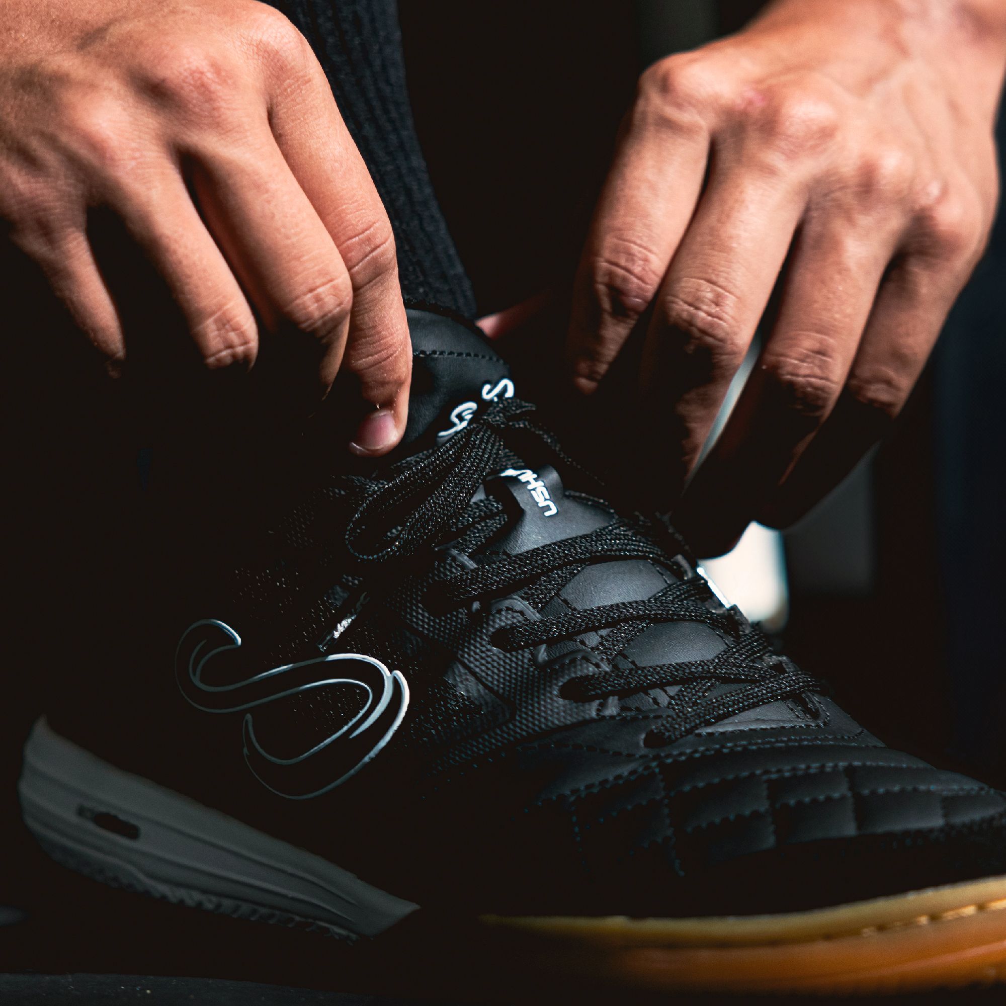 Senda Kids' Ushuaia Club 2.0 Futsal Indoor Shoes product image