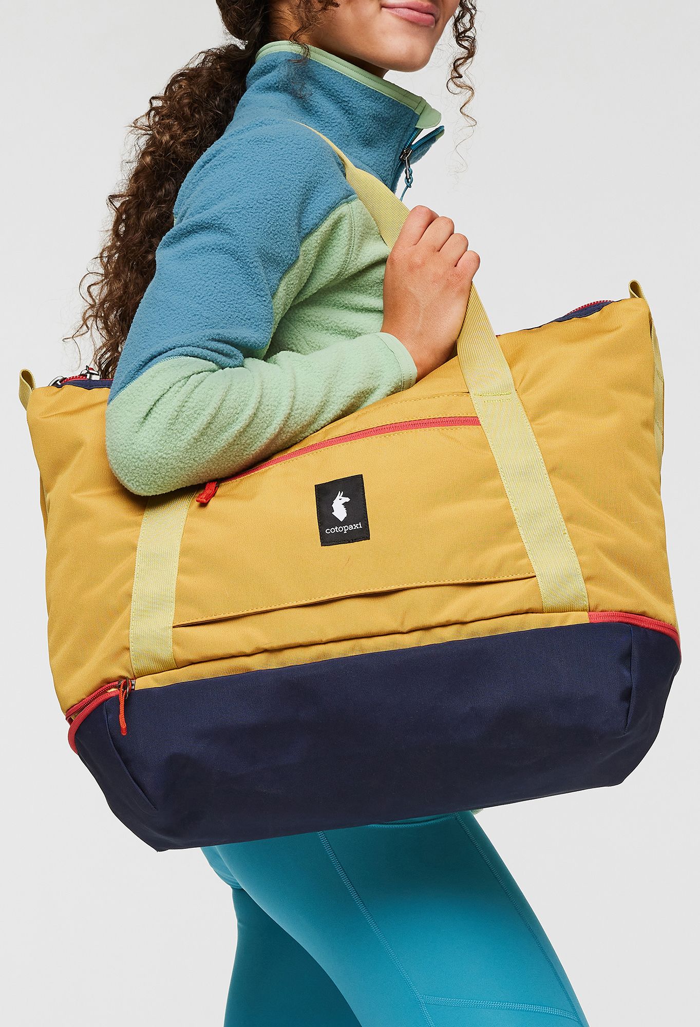 Cotopaxi Viaje 35L Weekender Bag product image