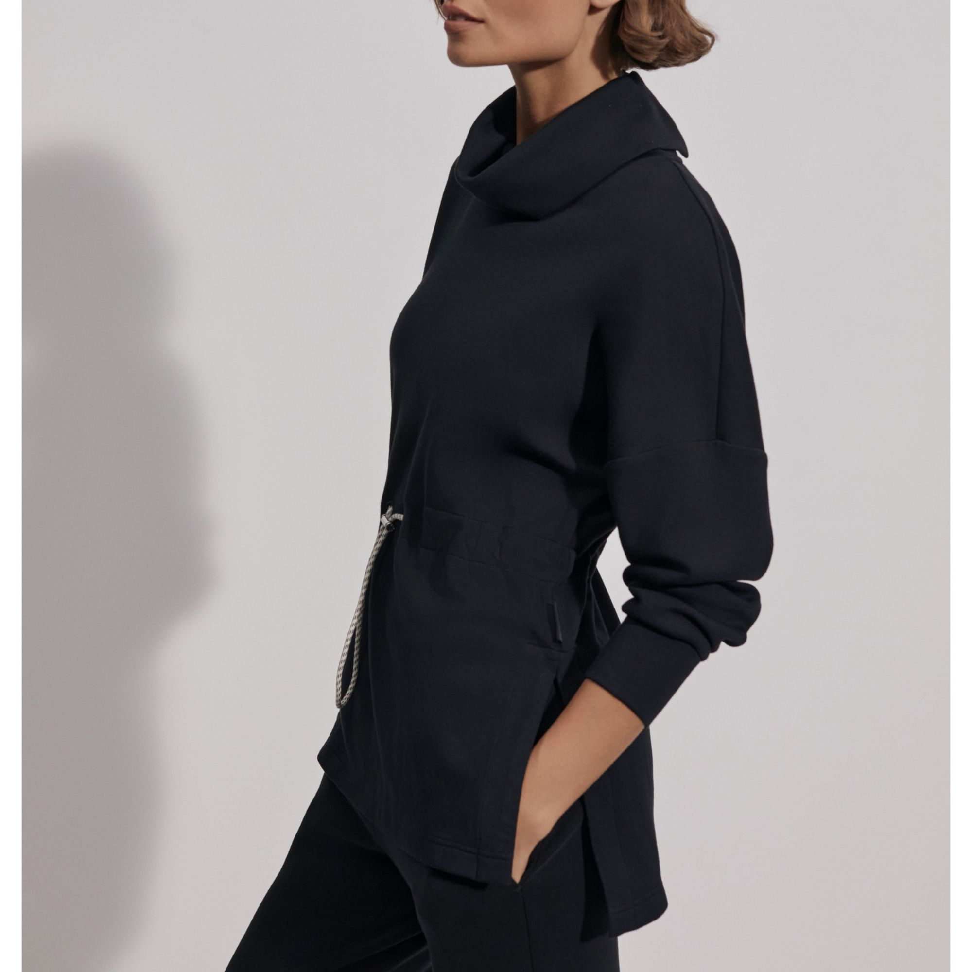 Varley Women's Freya Sweat Pullover Top product image