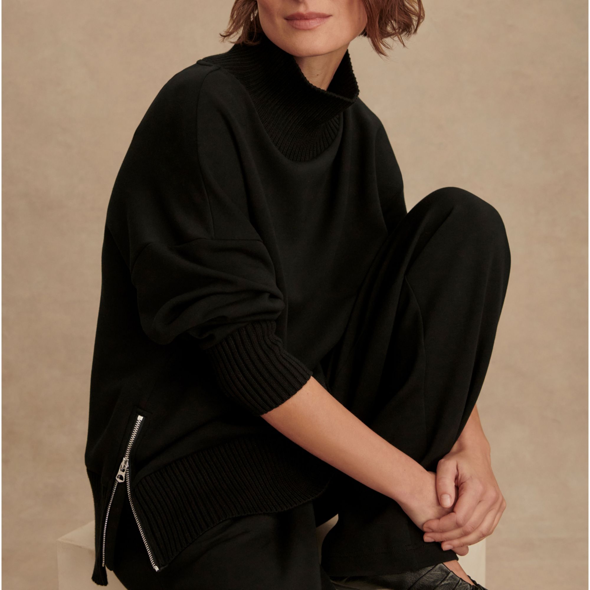 Varley Women's Barker High Neck Sweatshirt product image