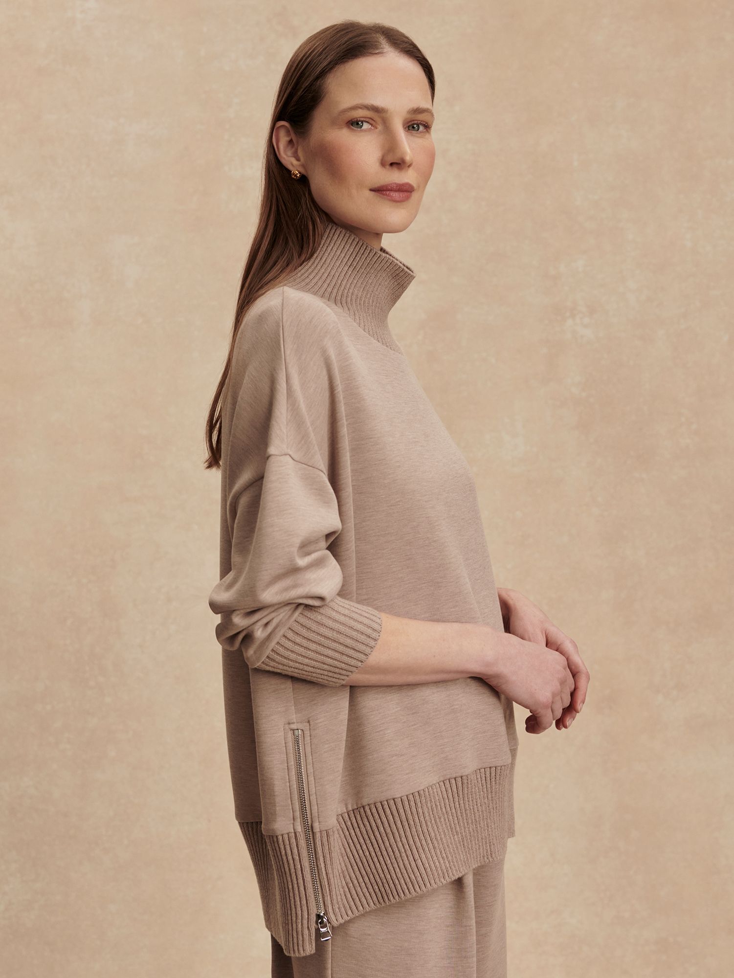 Varley Women's Barker High Neck Sweatshirt product image