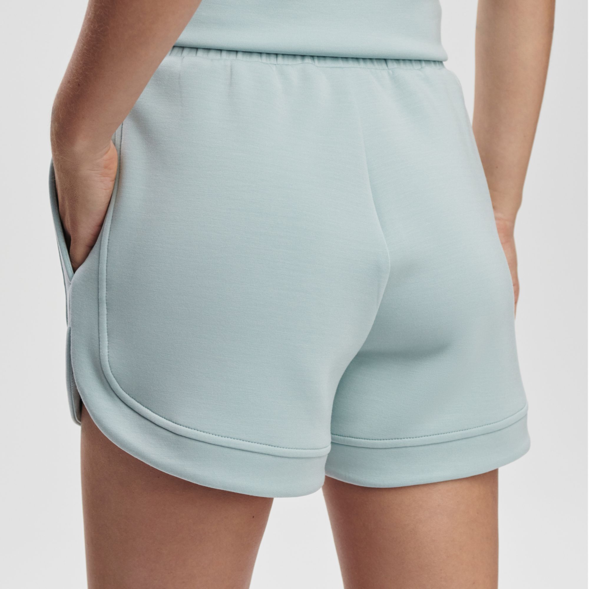 Varley Women's Ollie High Rise 3.5" Shorts product image