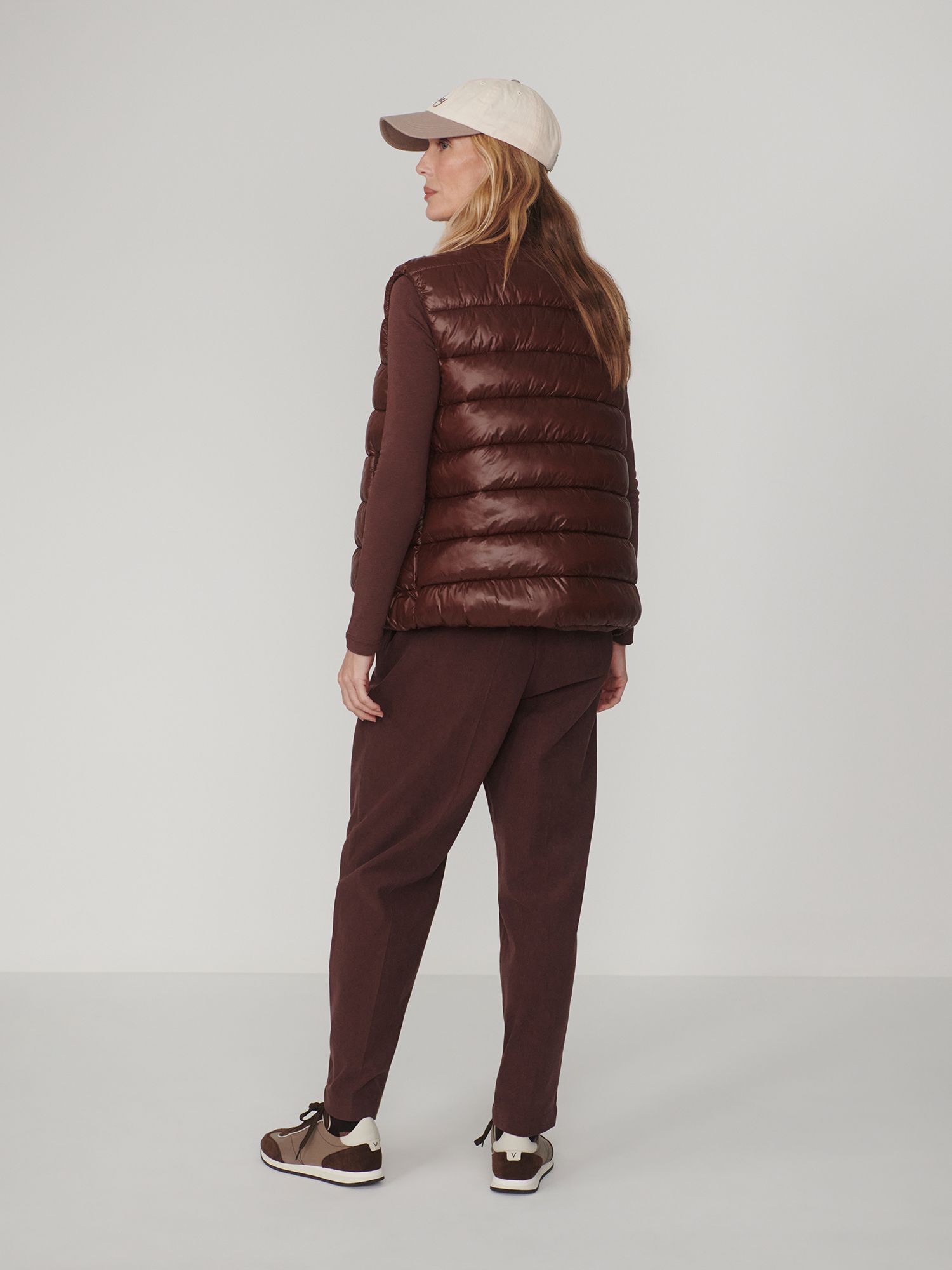 Varley Women's Colwyn Short Boxy Gilet product image
