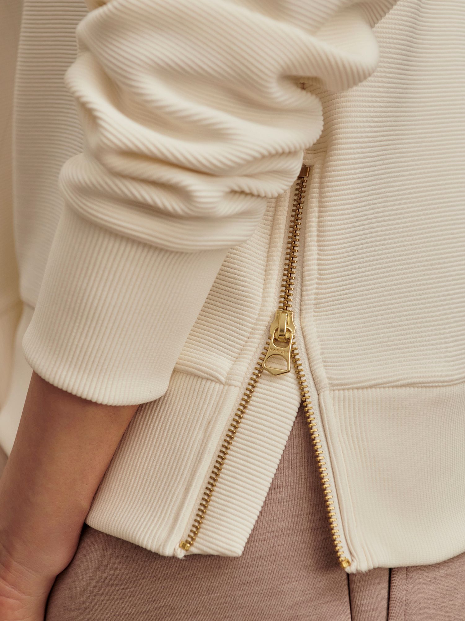 Varley Women's Addelyn Sweat product image